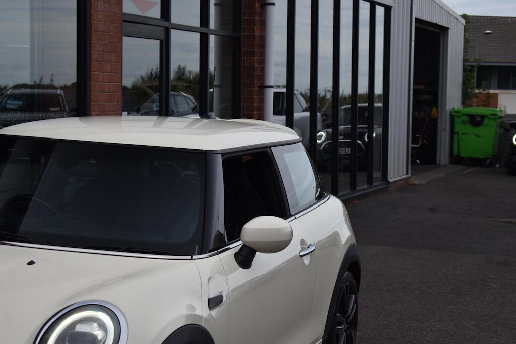 Mini Cooper view 23