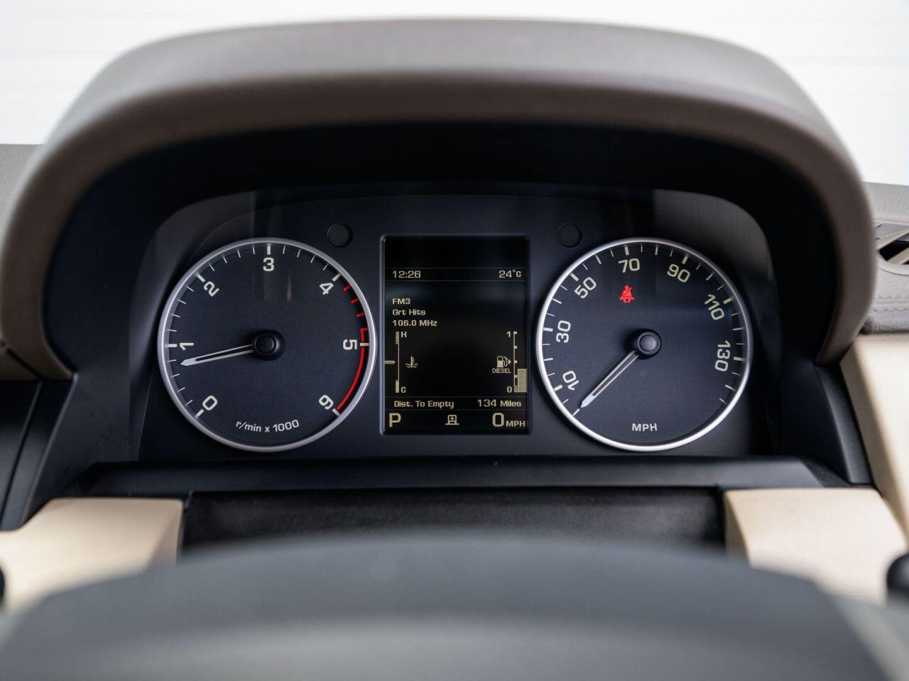 Land Rover Discovery view 38