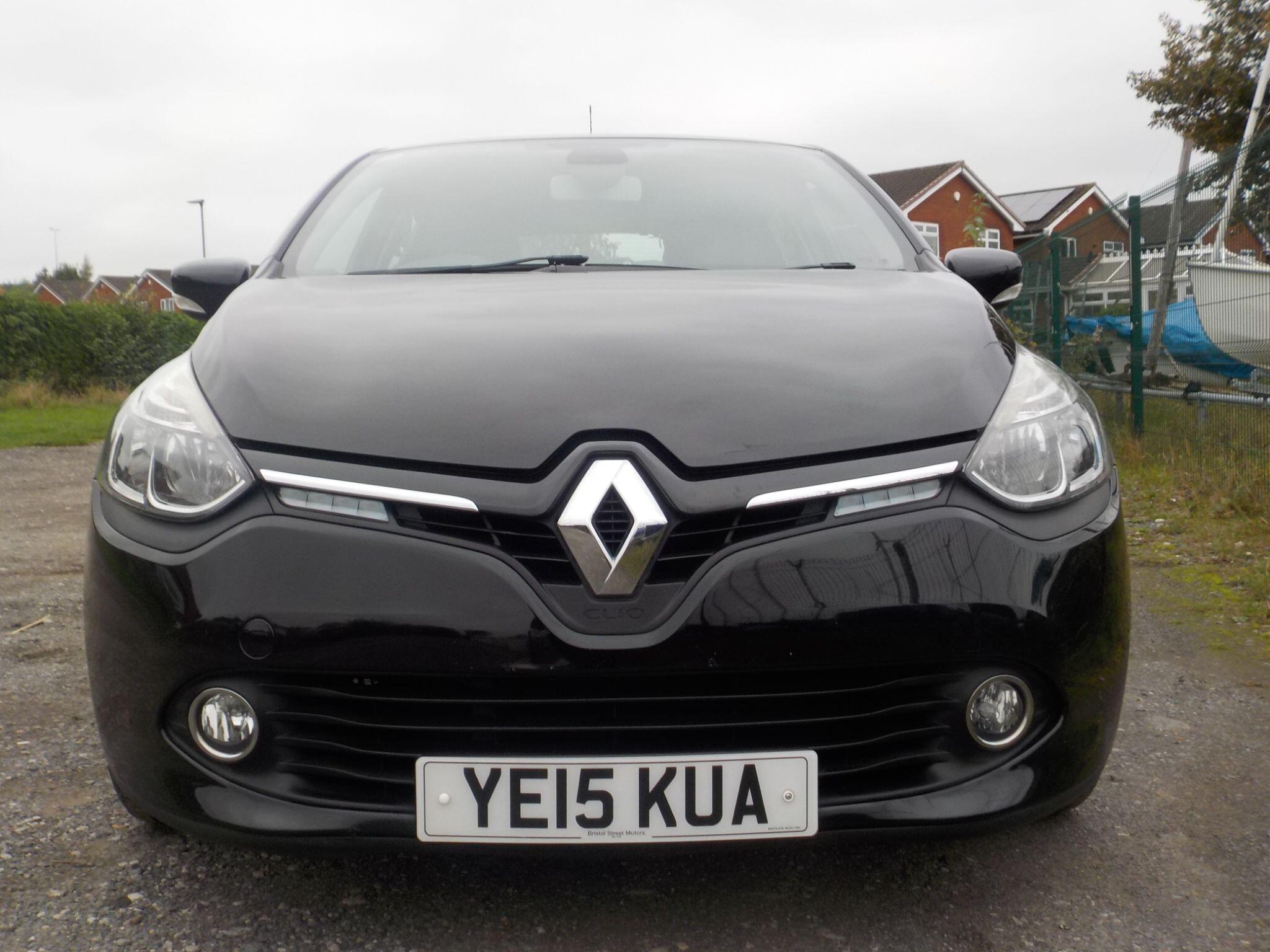 Renault Clio 1.2 16V Dynamique MediaNav Euro 5 5dr
