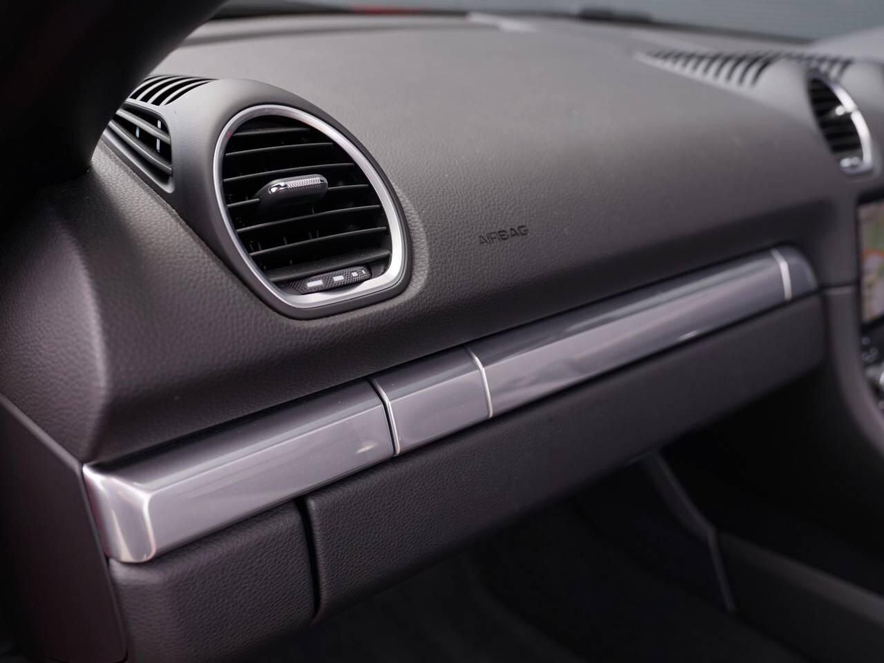 Porsche Boxster view 39
