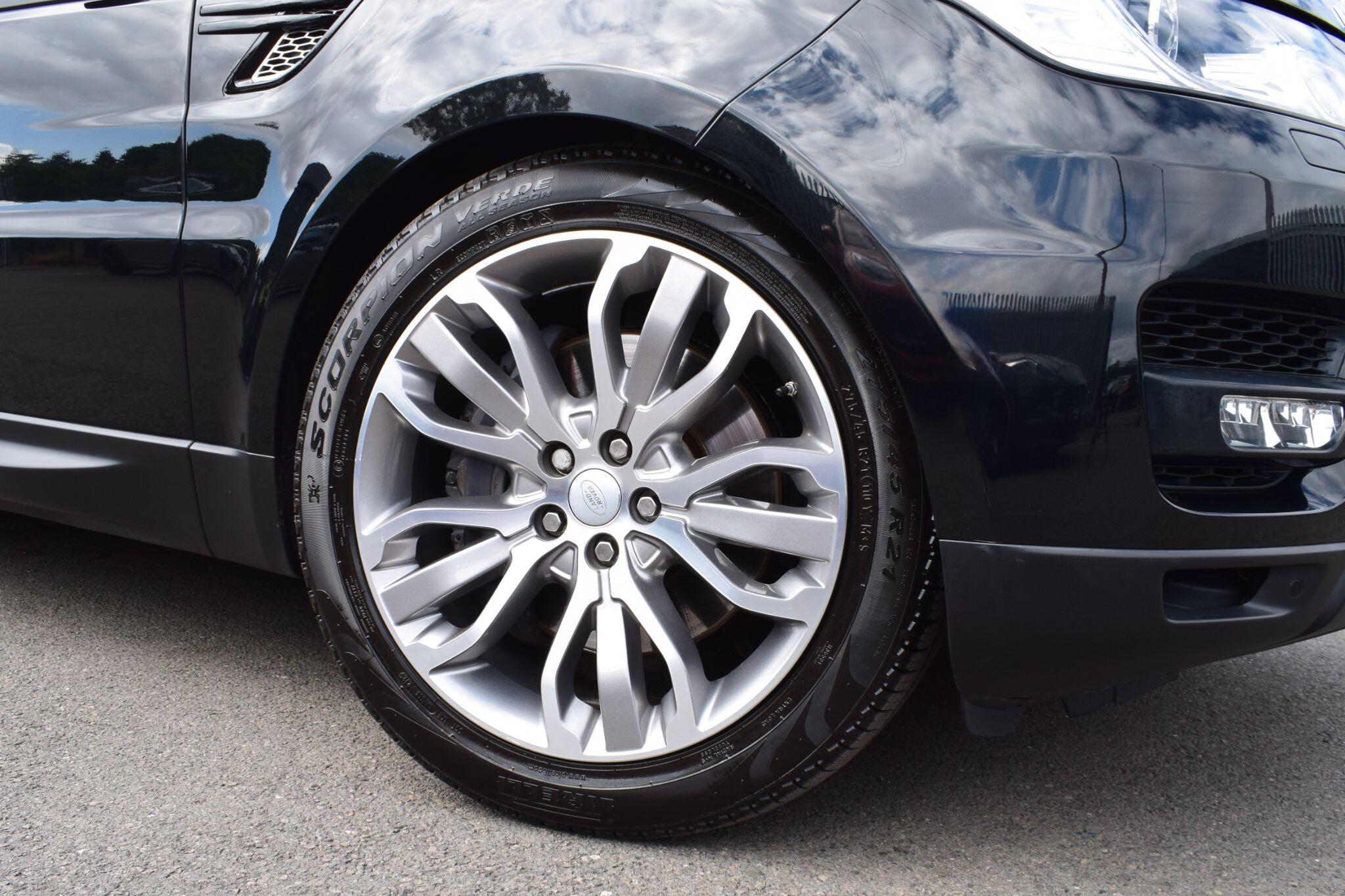 Land Rover Range Rover Sport view 34