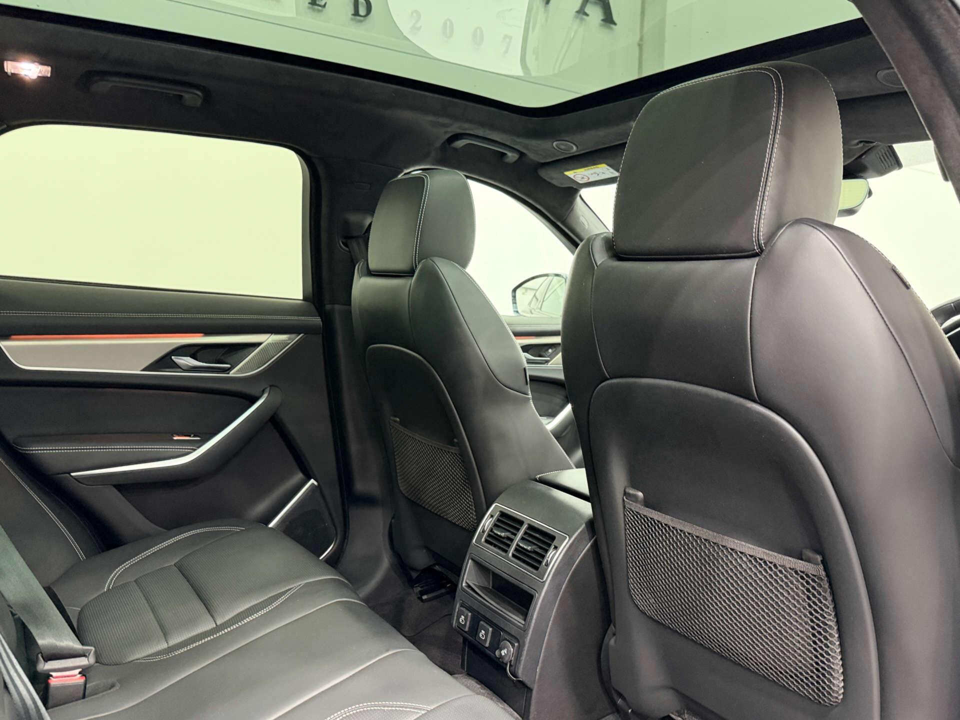 Jaguar F-Pace view 15