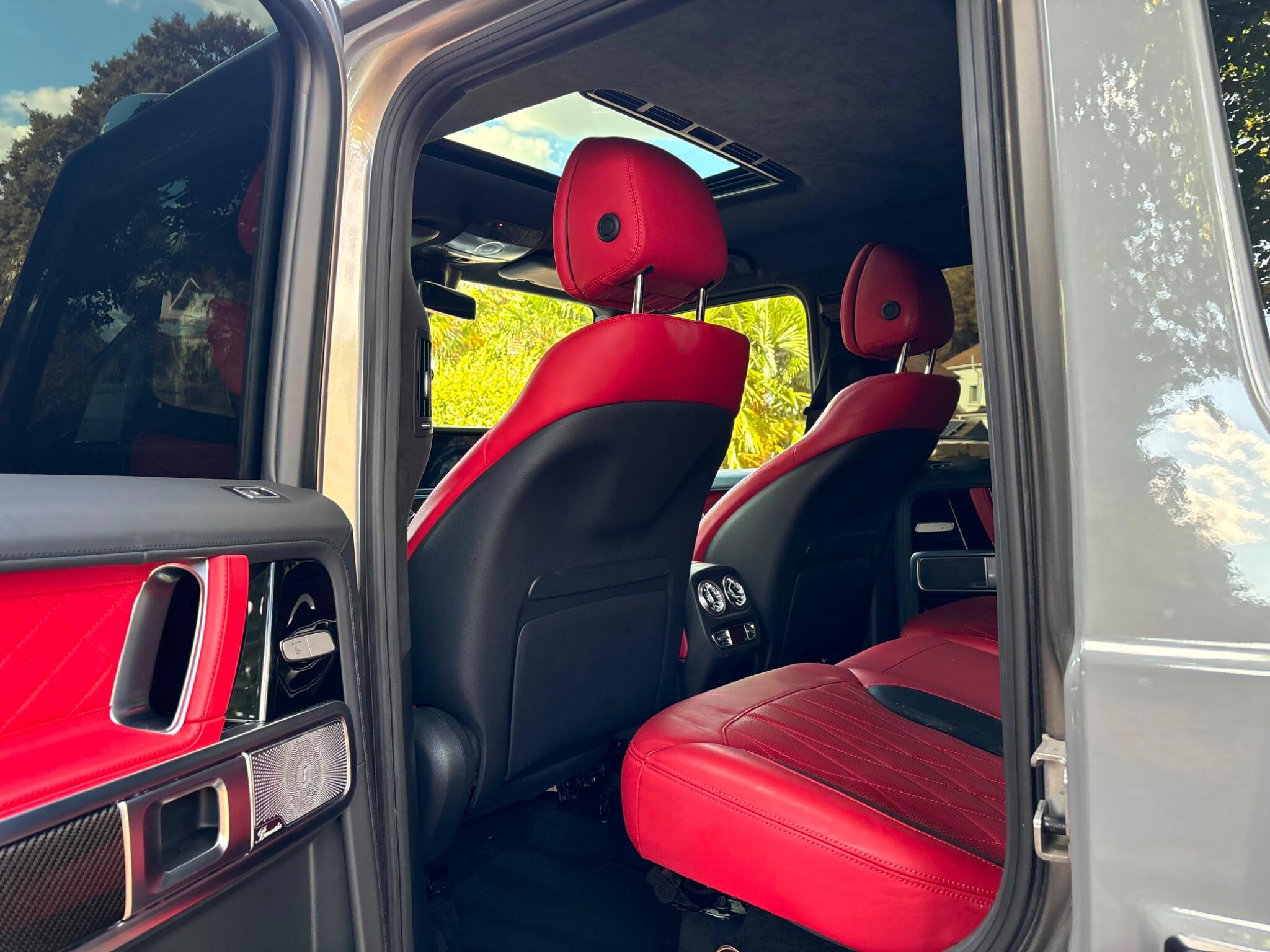 Mercedes-Benz G Class view 11