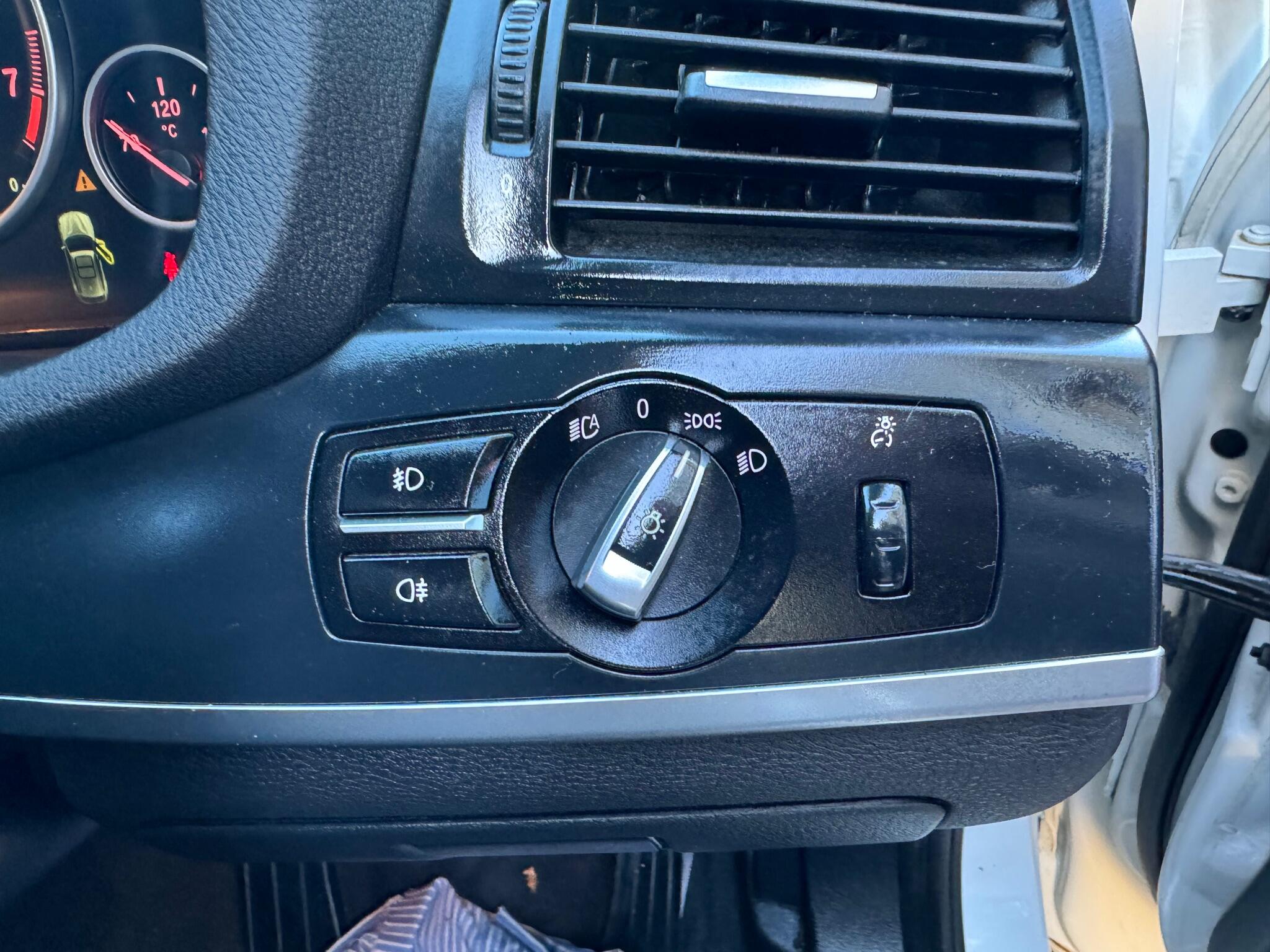 BMW X3 view 23