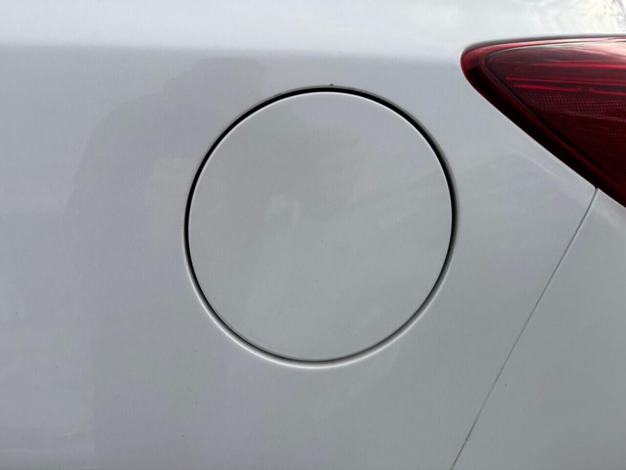Mazda Mazda3 view 50
