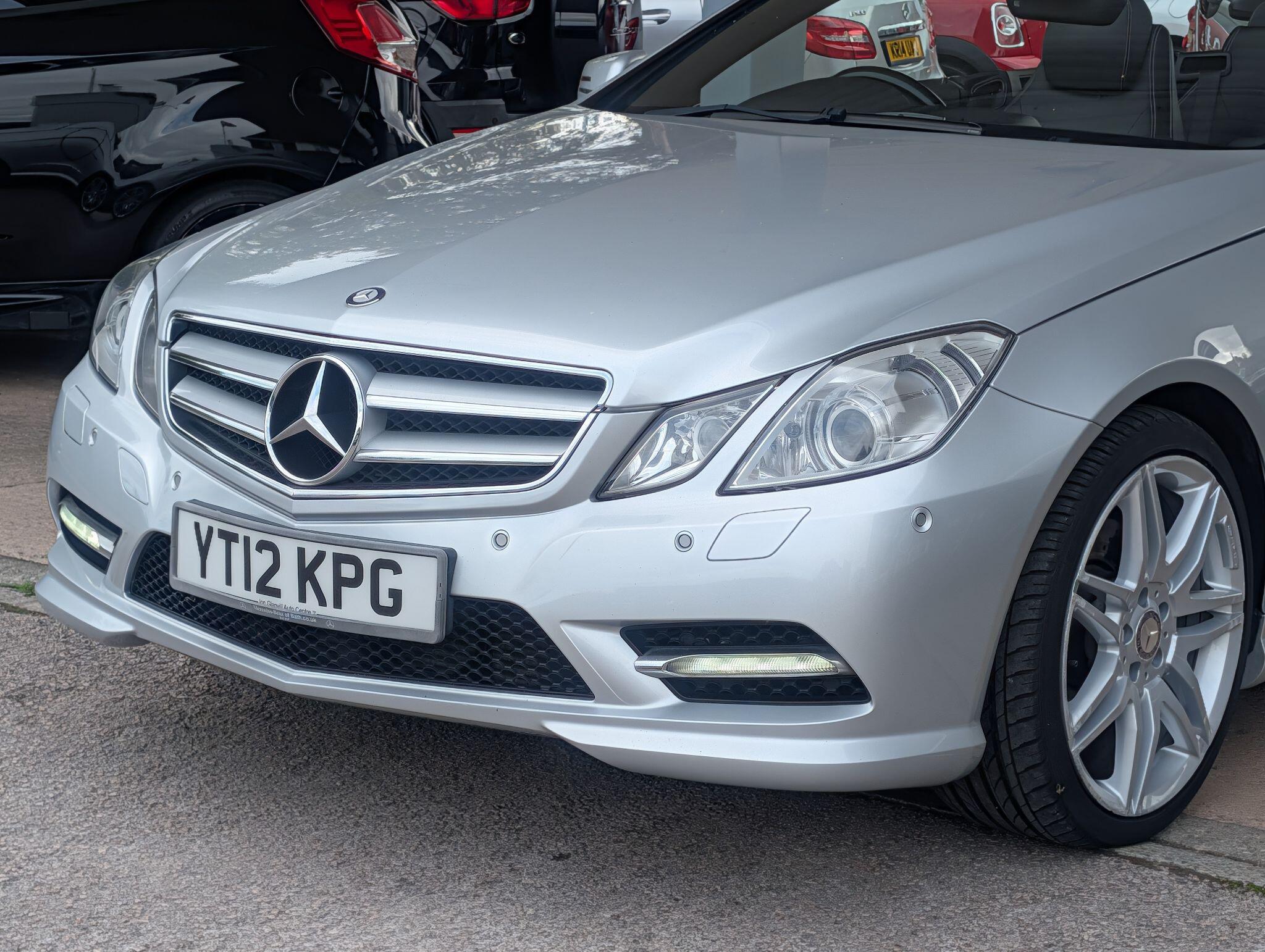 Mercedes-Benz E-Class view 19