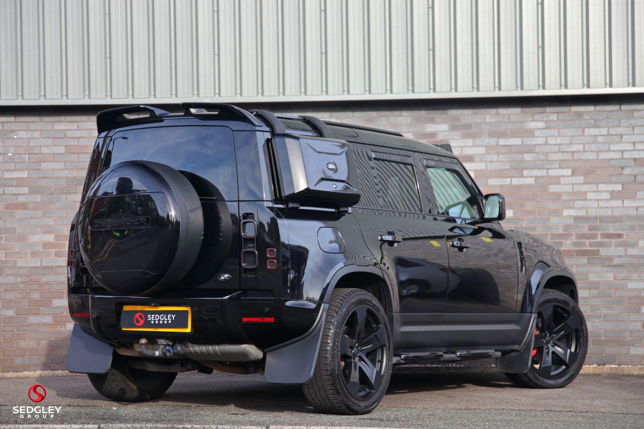 Land Rover Defender view 9