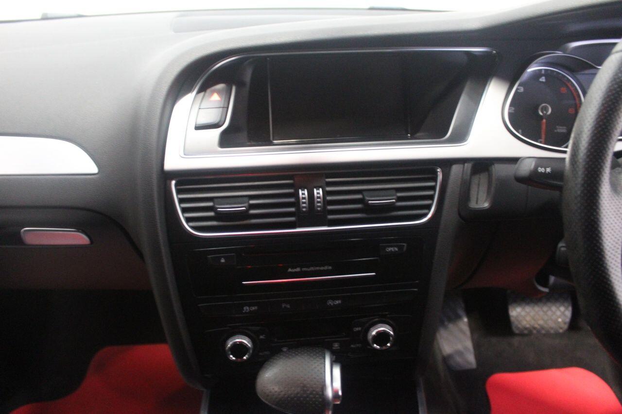Audi A4 view 33
