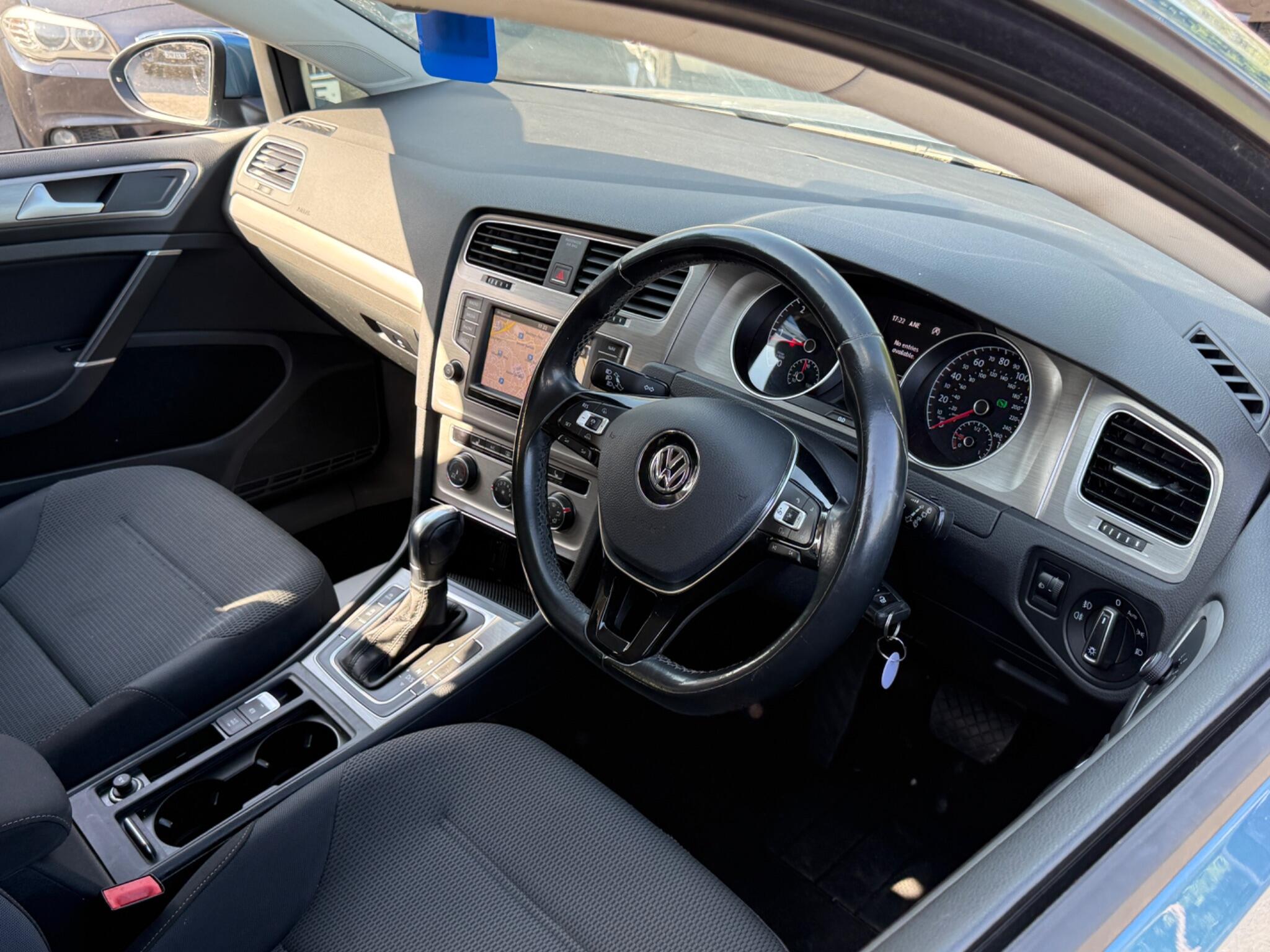 Volkswagen Golf - Image 3