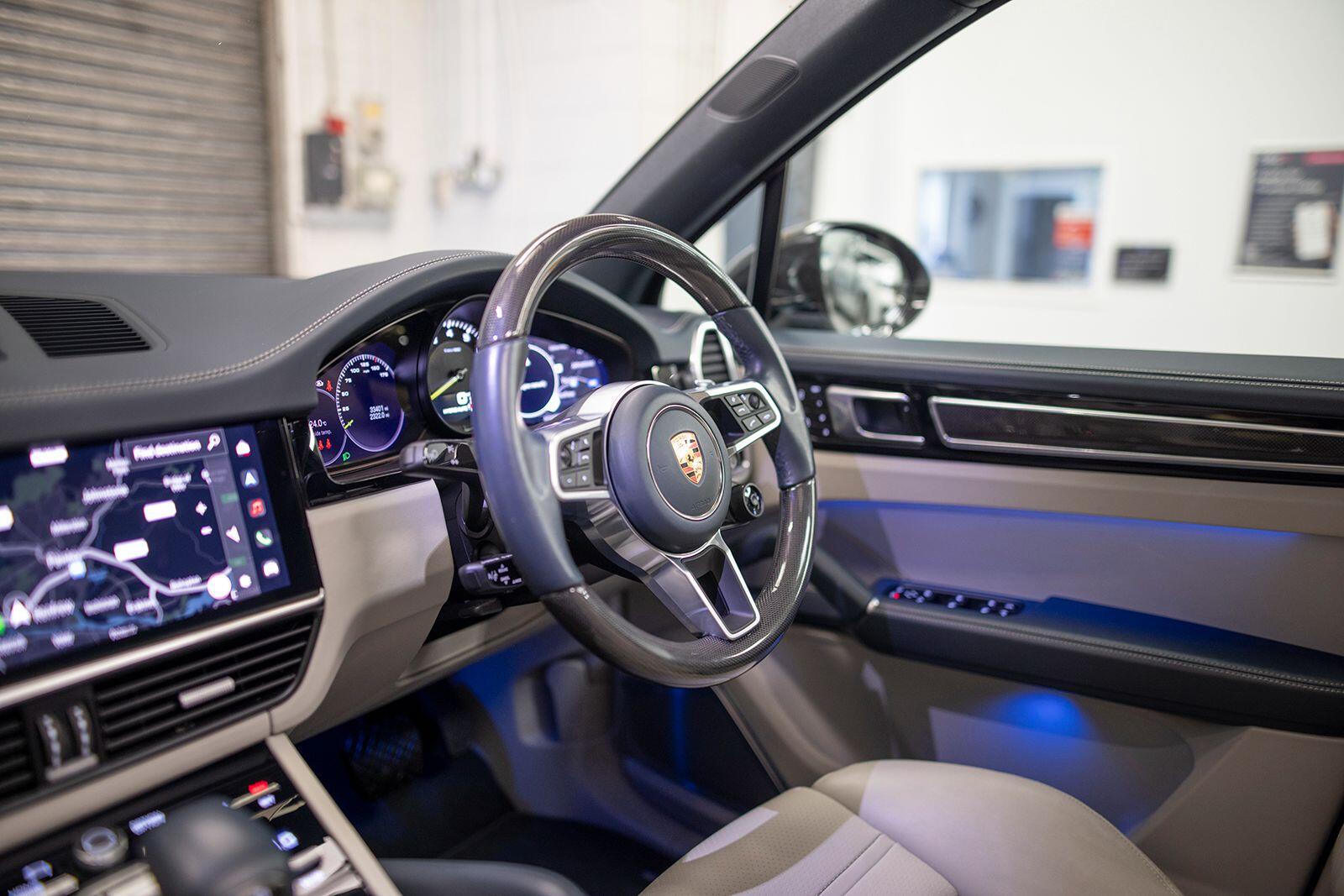 Porsche Cayenne view 79