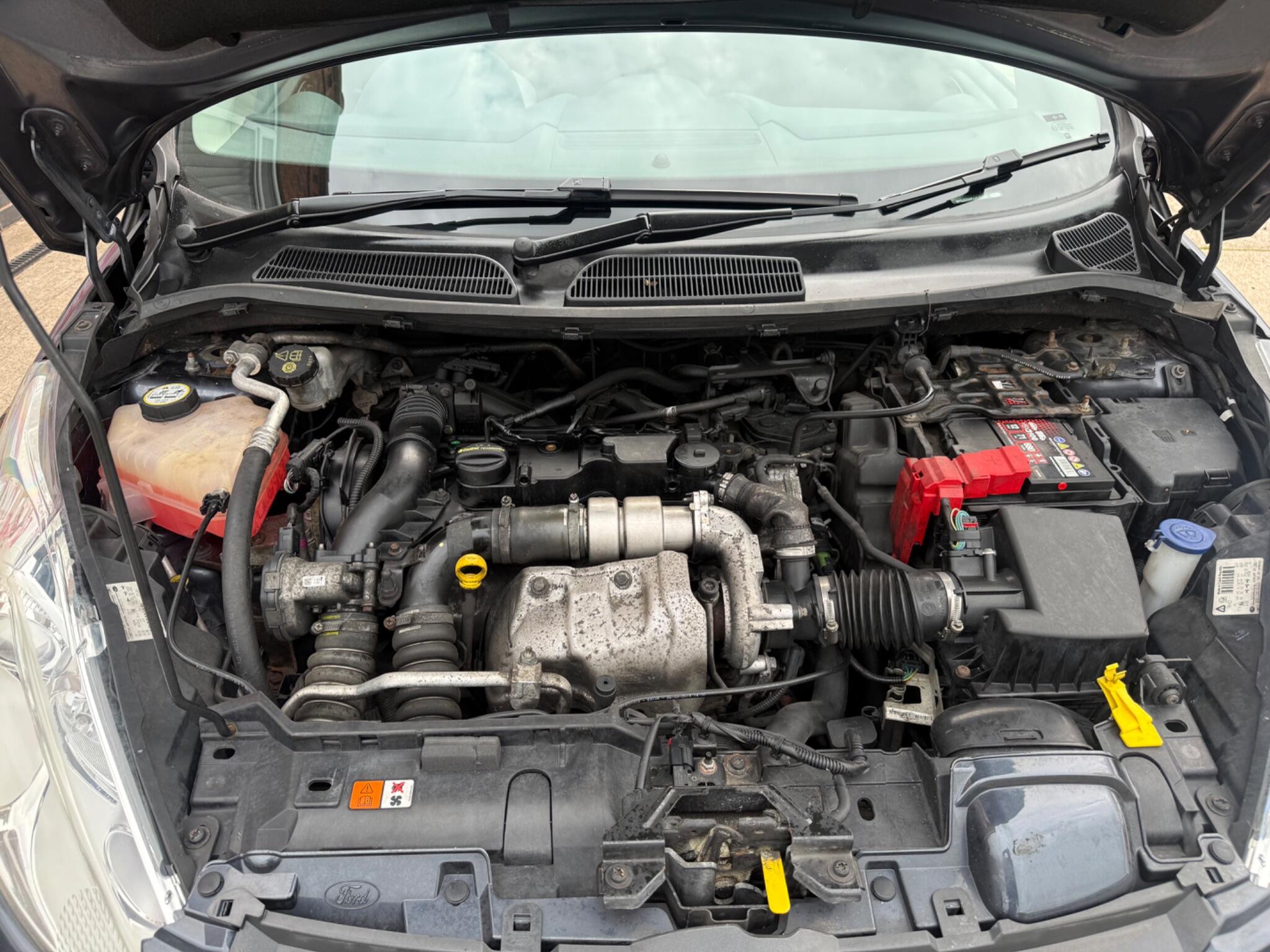 Ford Fiesta view 27
