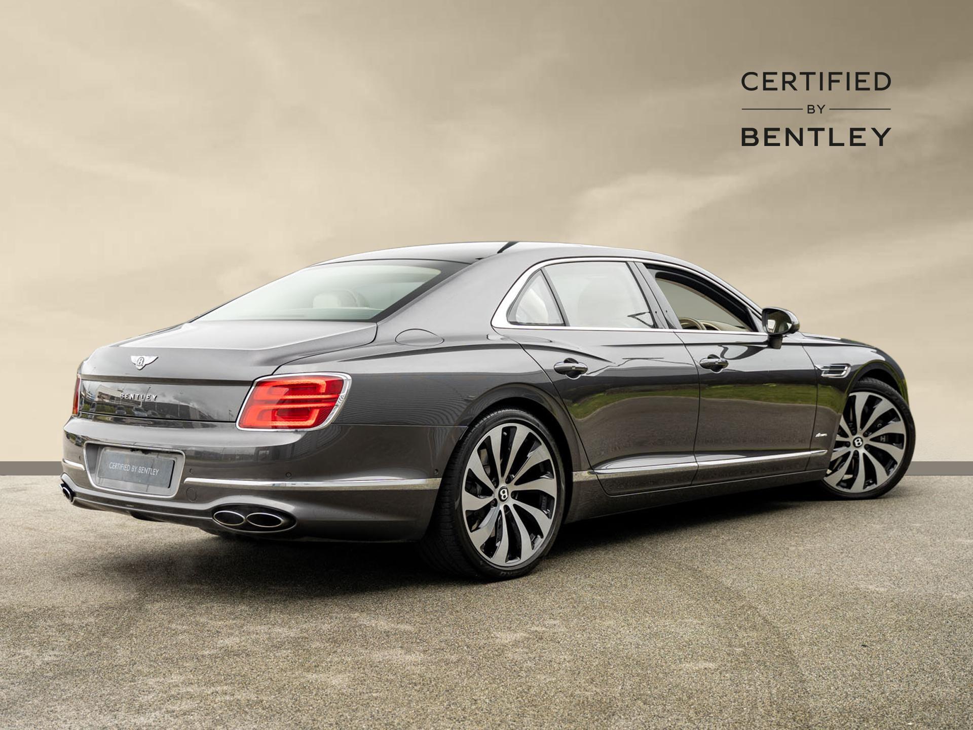 Bentley Flying Spur view 14