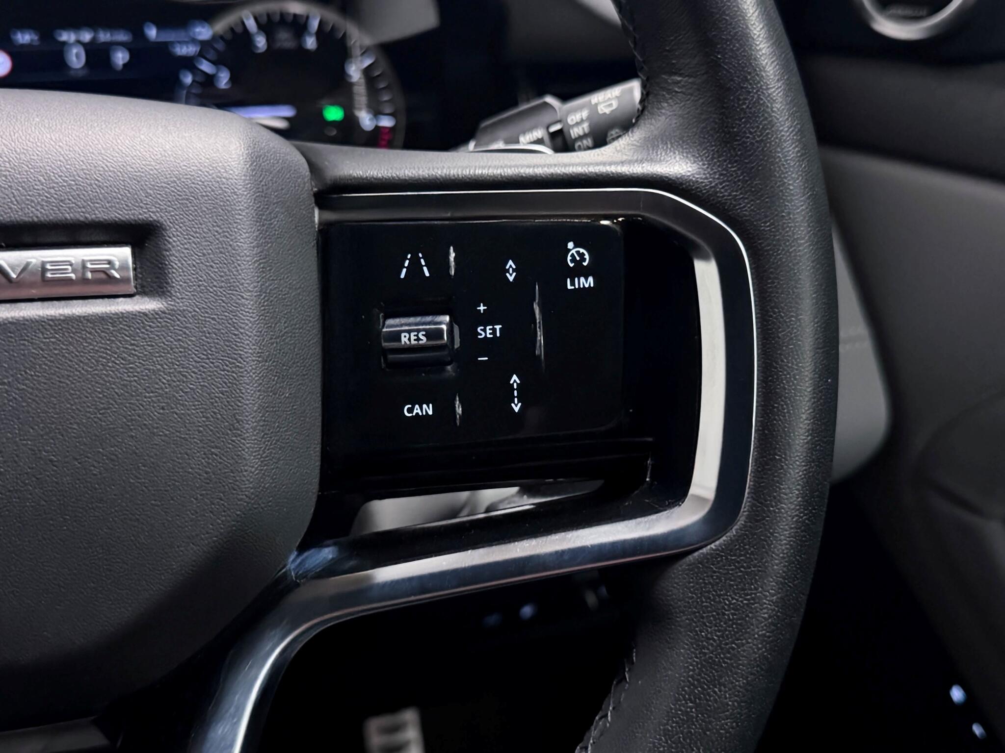 Land Rover Range Rover Evoque view 21