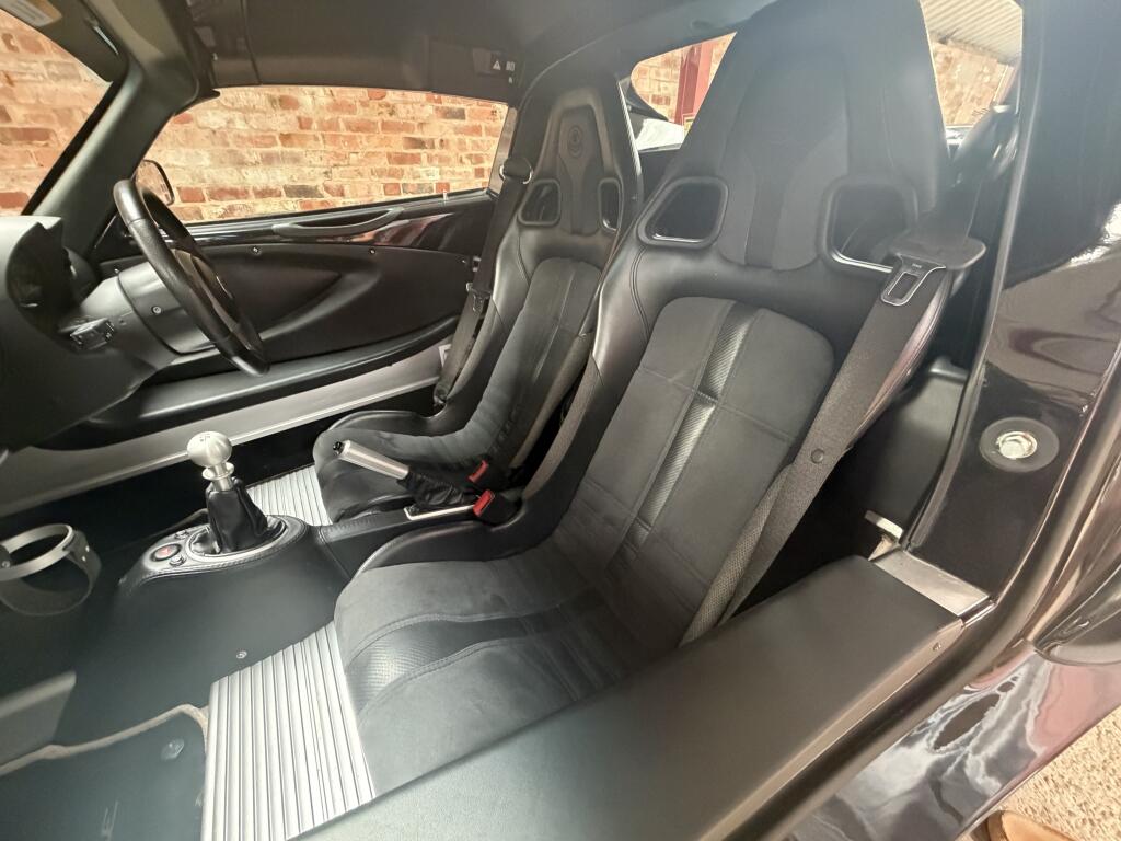 Lotus Elise view 25