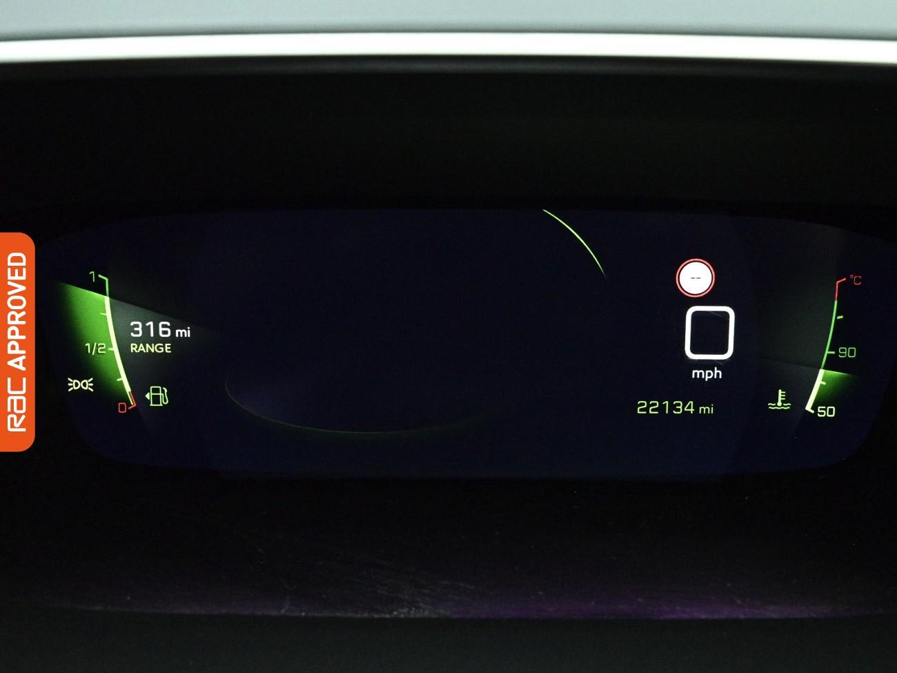 Peugeot 208 view 3