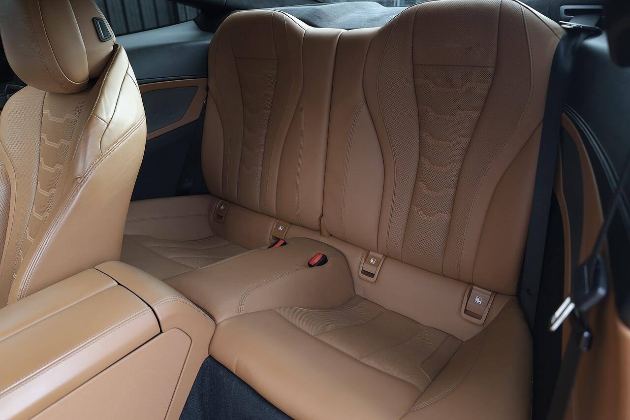 BMW 8 Series view 43