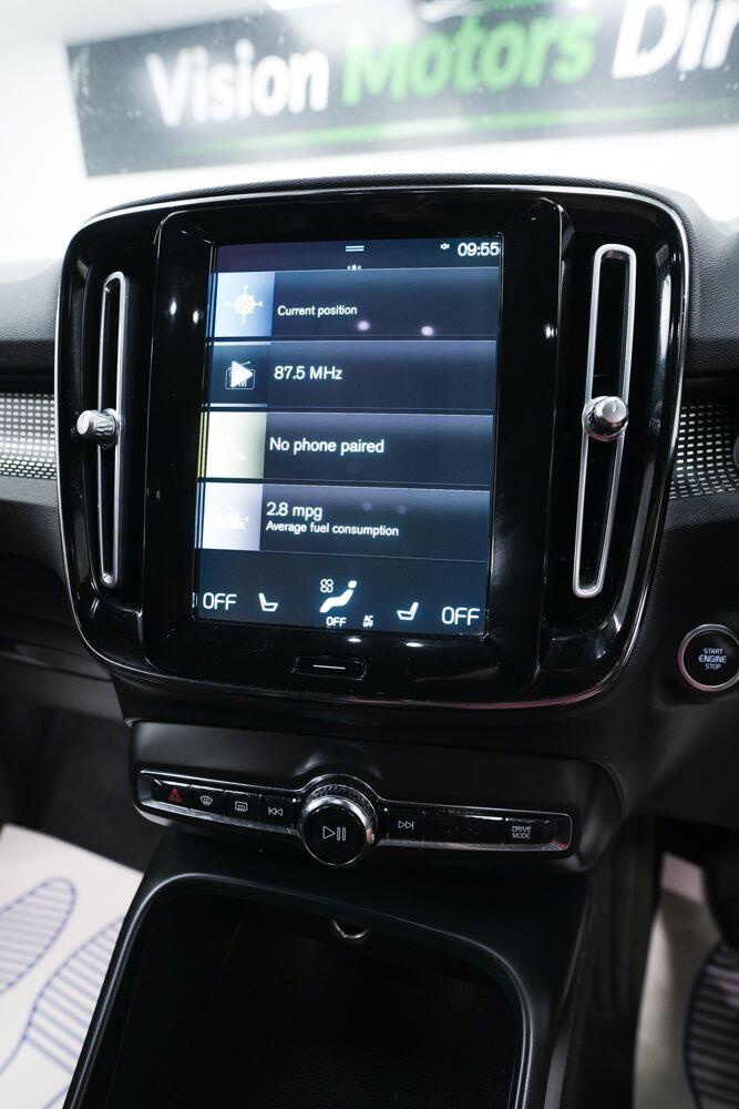 Volvo XC40 view 19