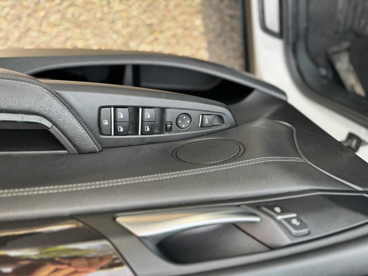 BMW X3 view 20