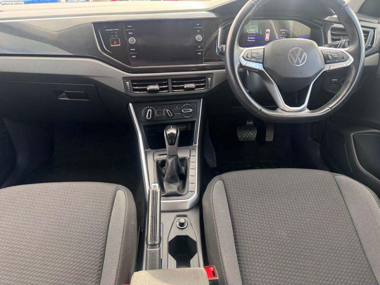 Volkswagen Polo view 21