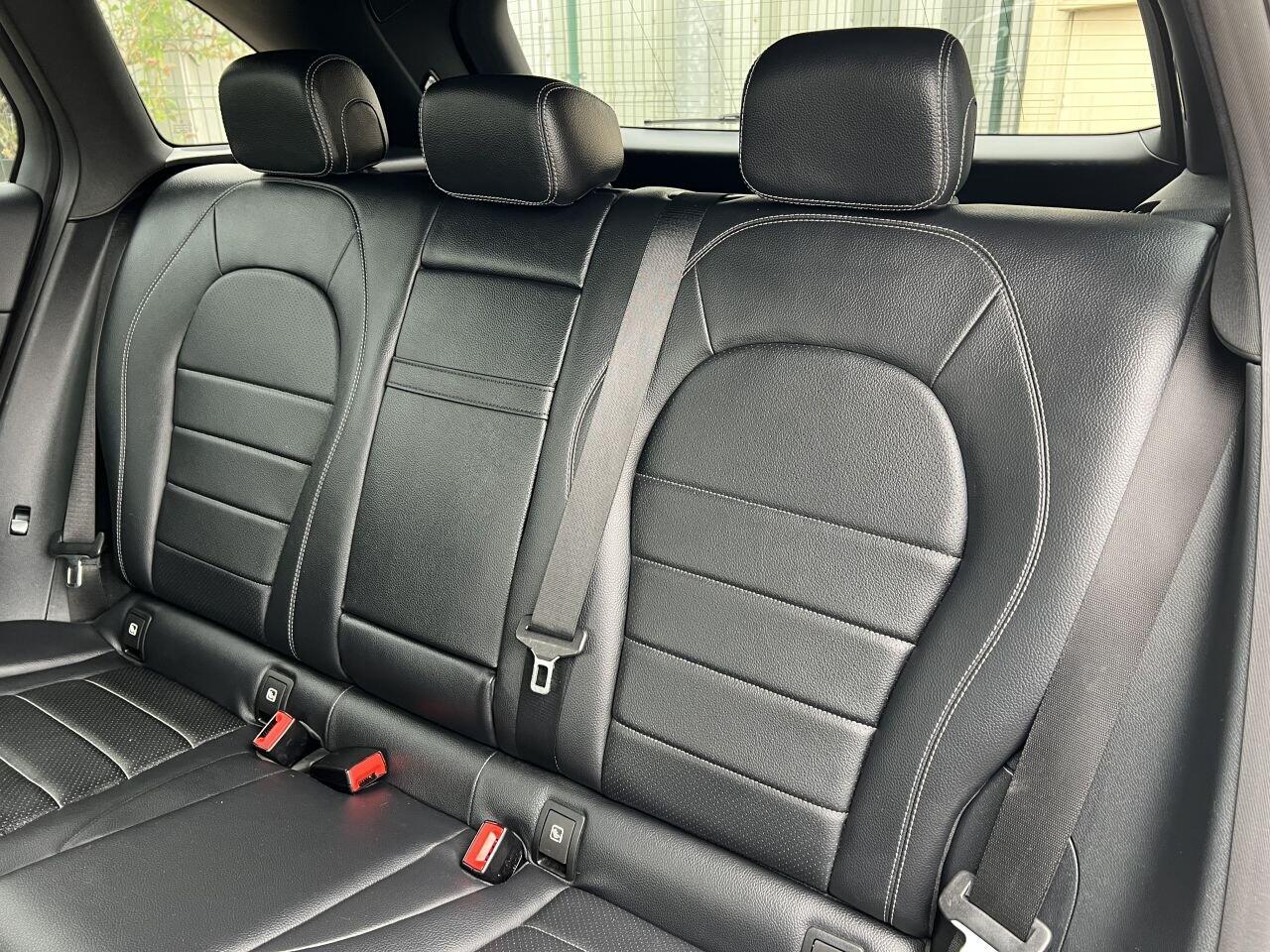 Mercedes-Benz GLC view 35