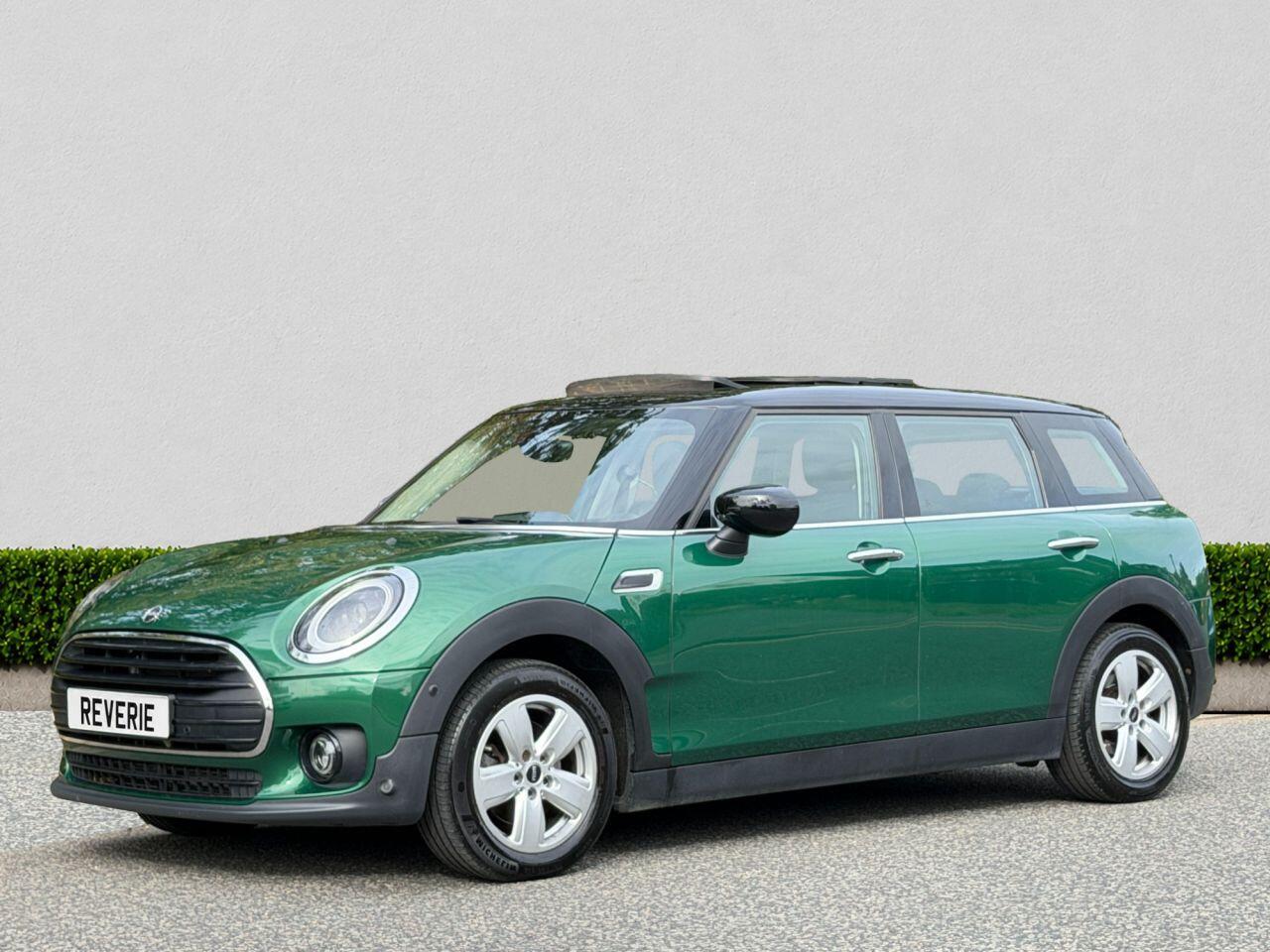 MINI Clubman view 3