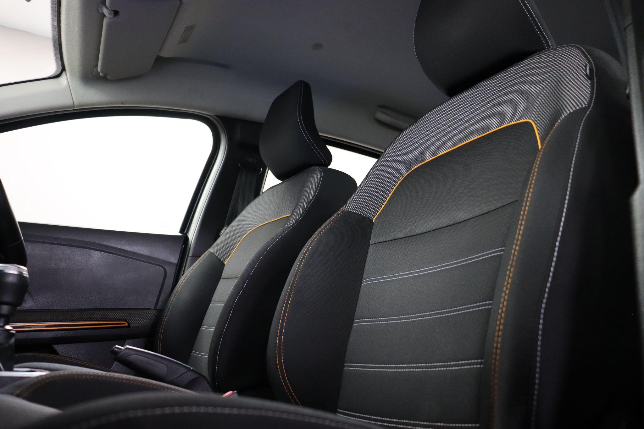 Dacia Sandero view 35