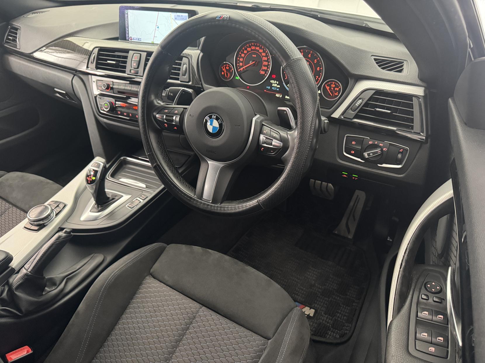 BMW 4 Series Gran Coupe view 51