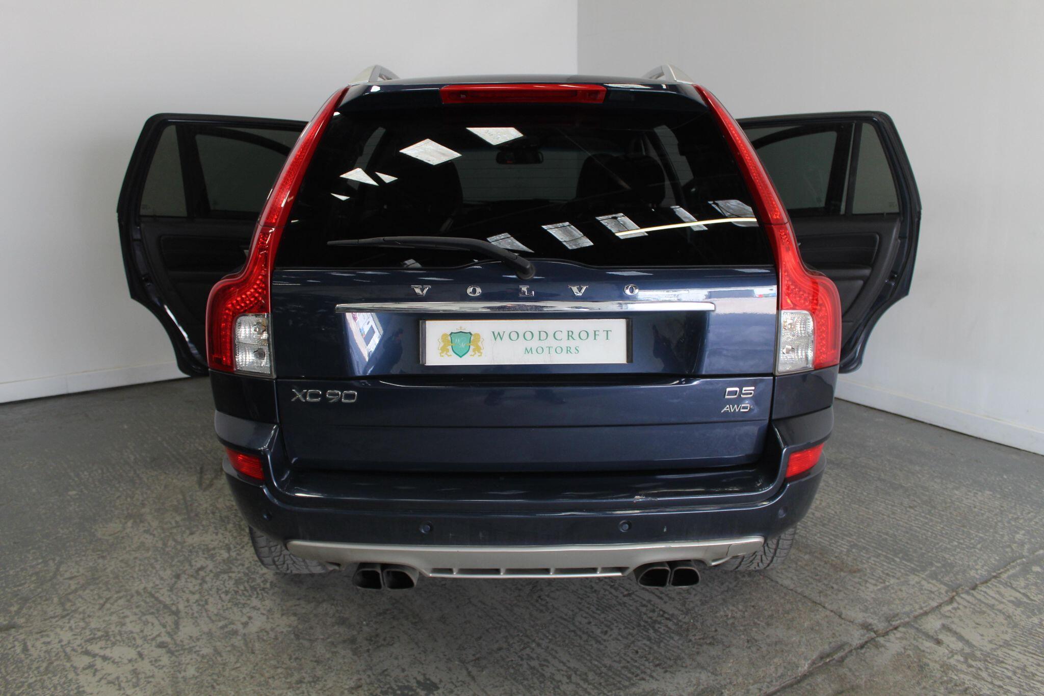 Volvo XC90 view 24