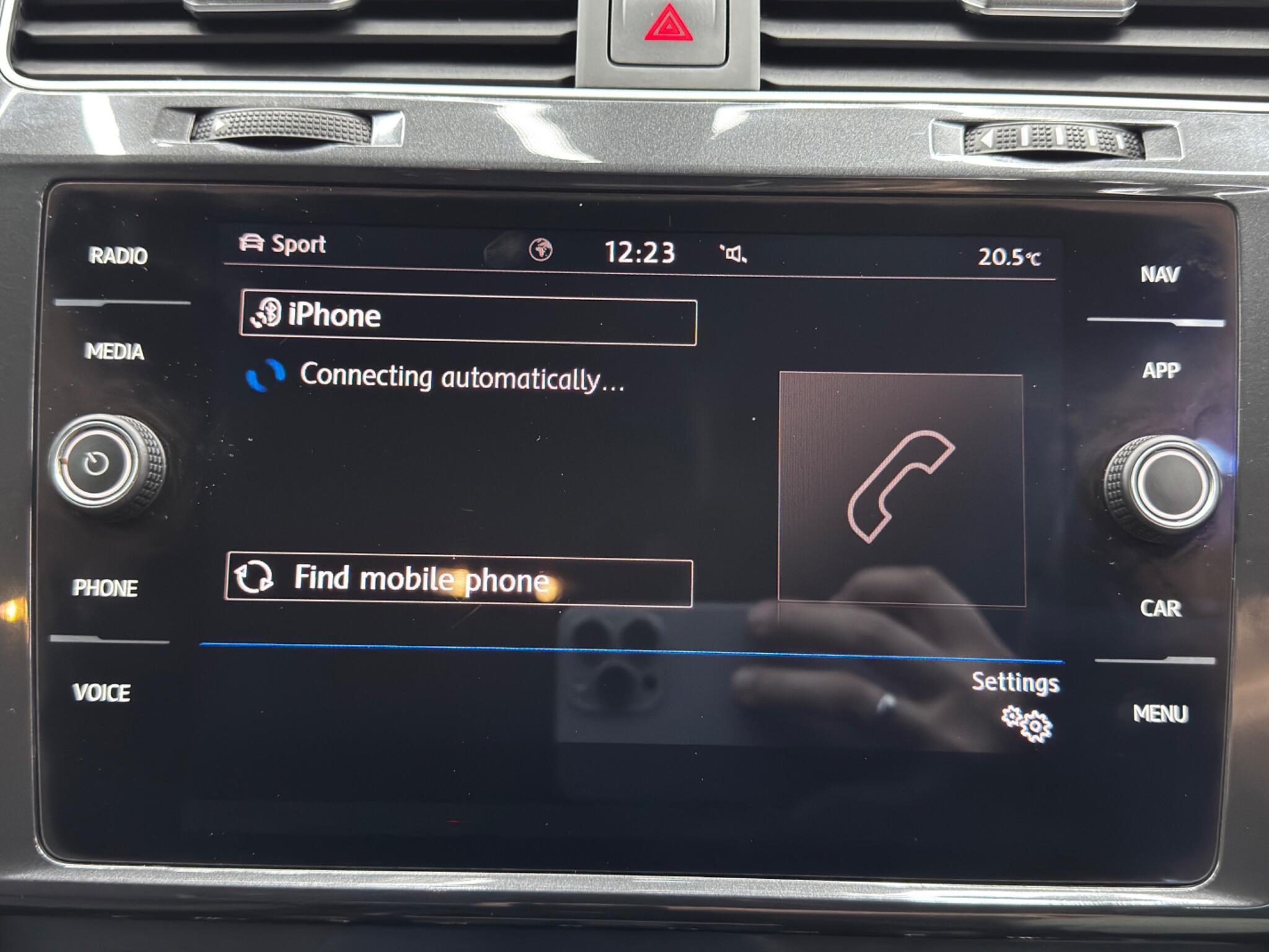 Volkswagen Golf view 31