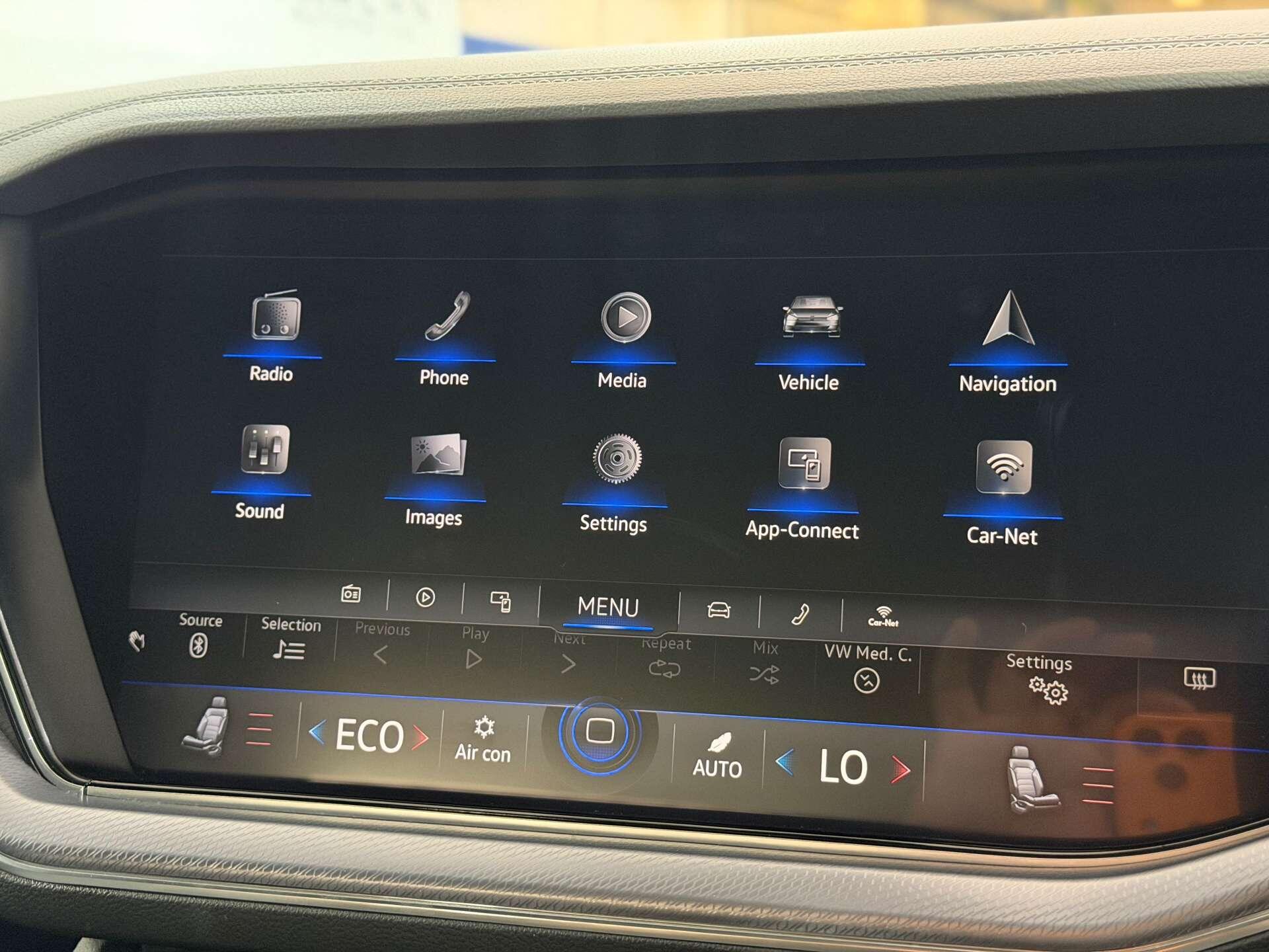 Volkswagen Touareg view 38
