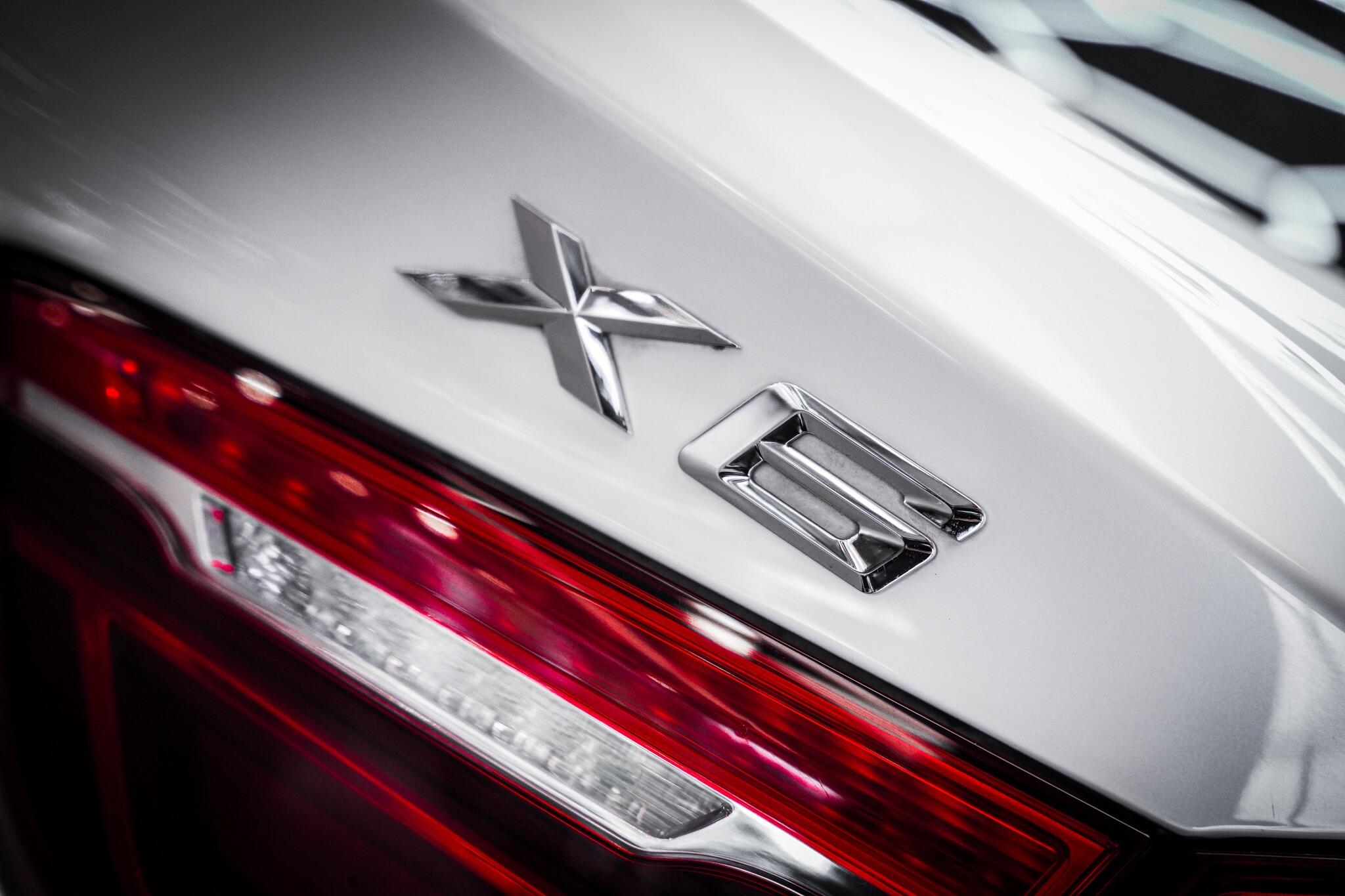 BMW X6 view 37