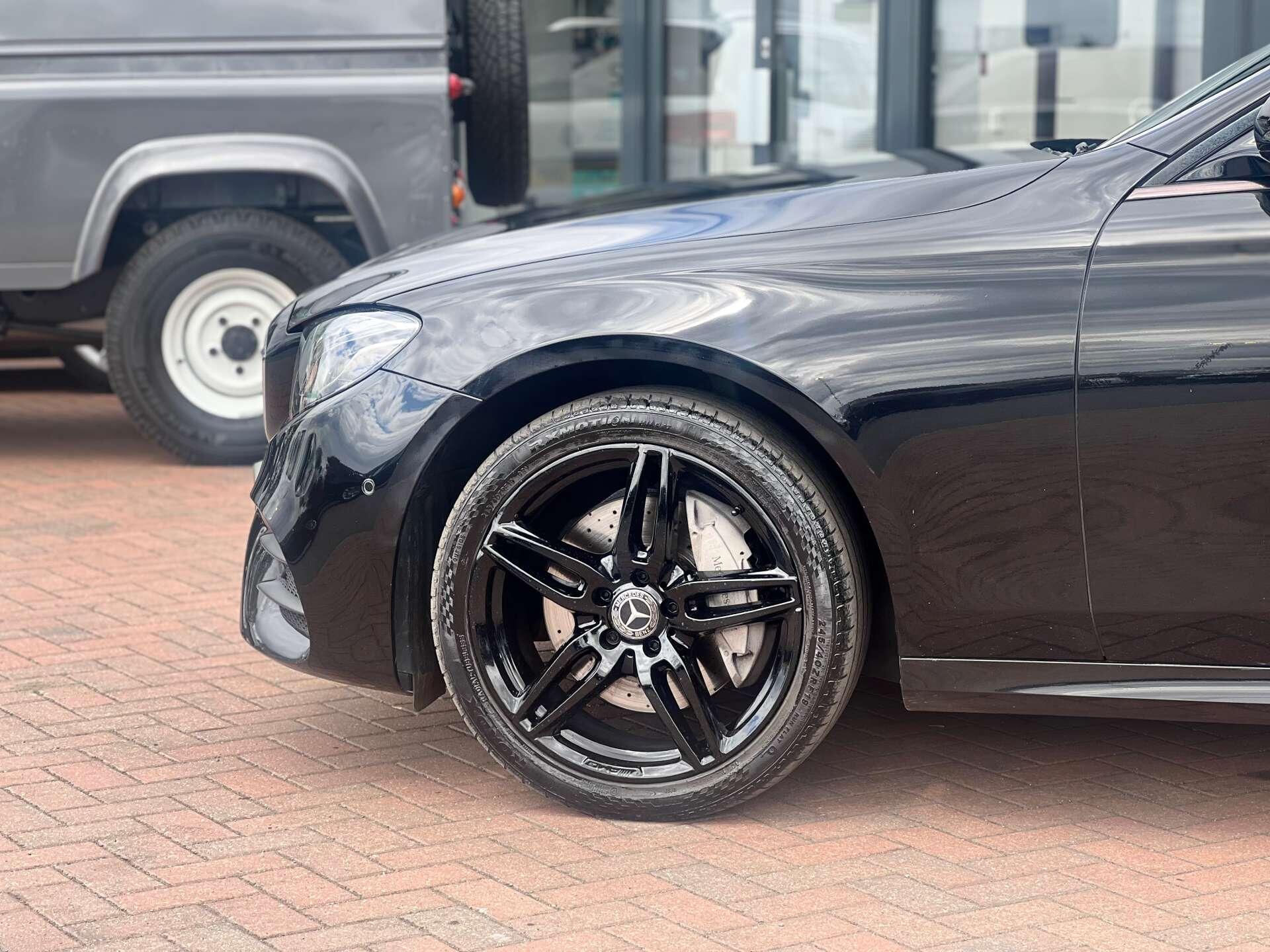 Mercedes-Benz E-Class view 13