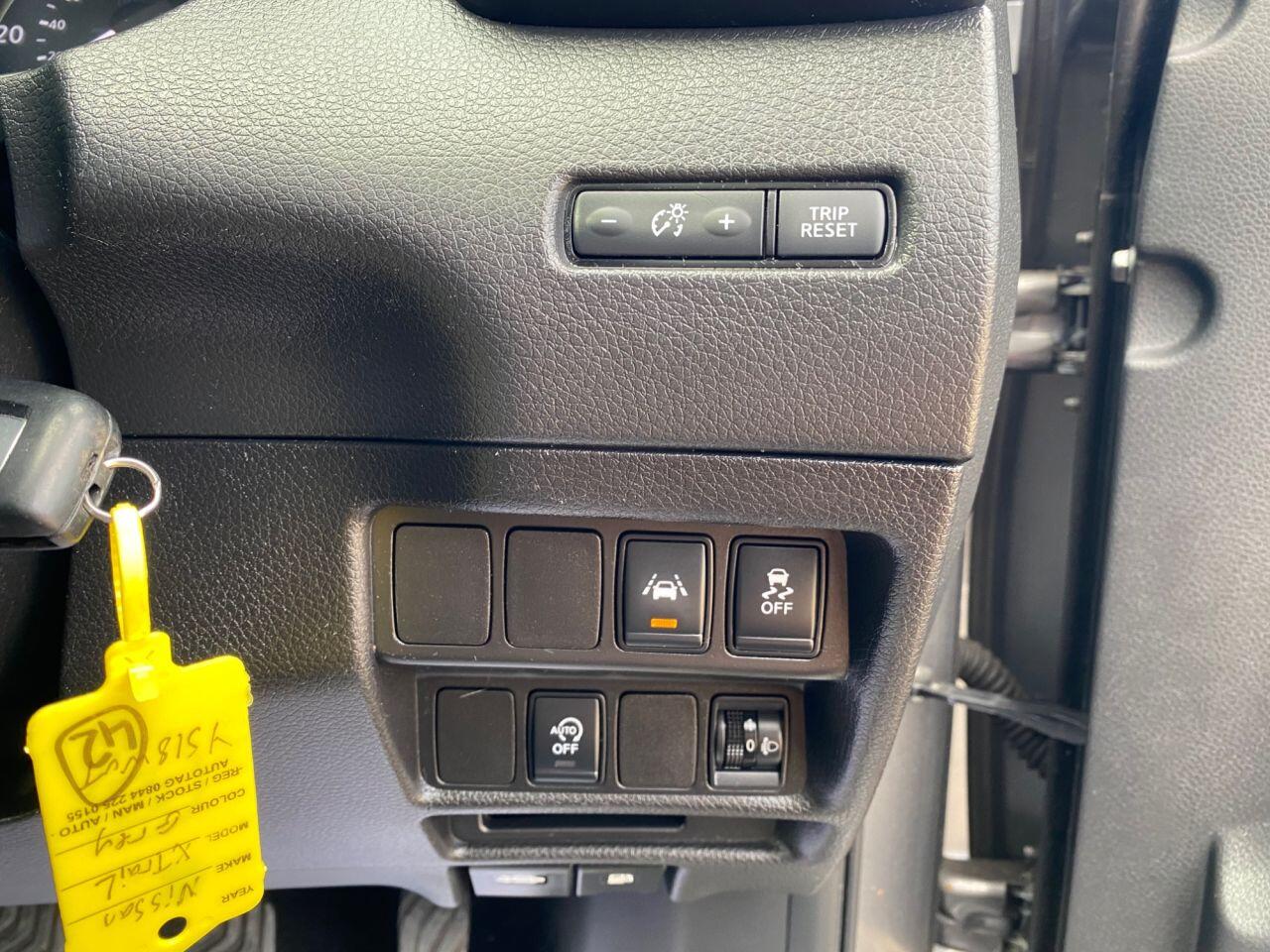 Nissan X-Trail view 34