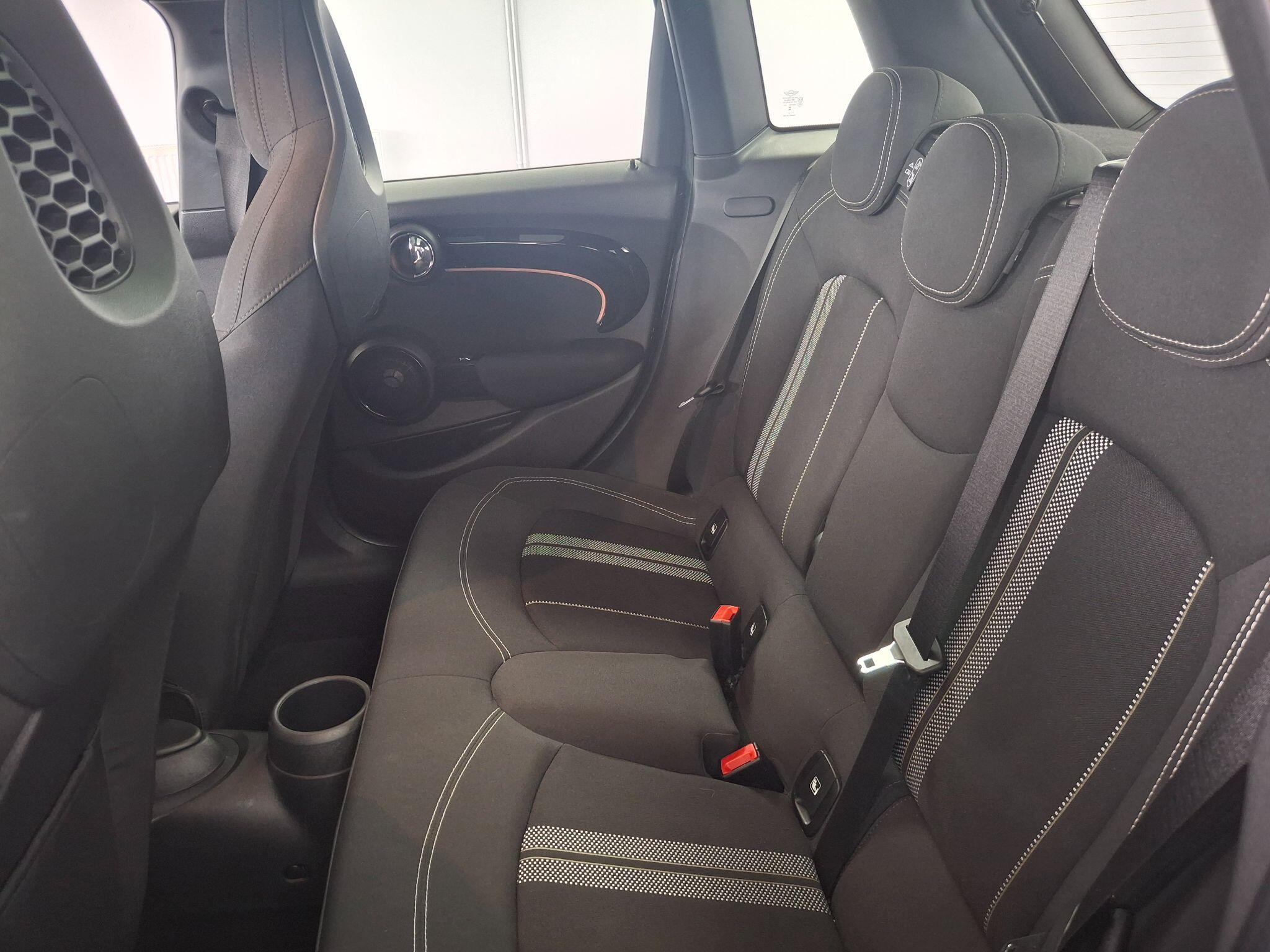 Mini Hatch view 20