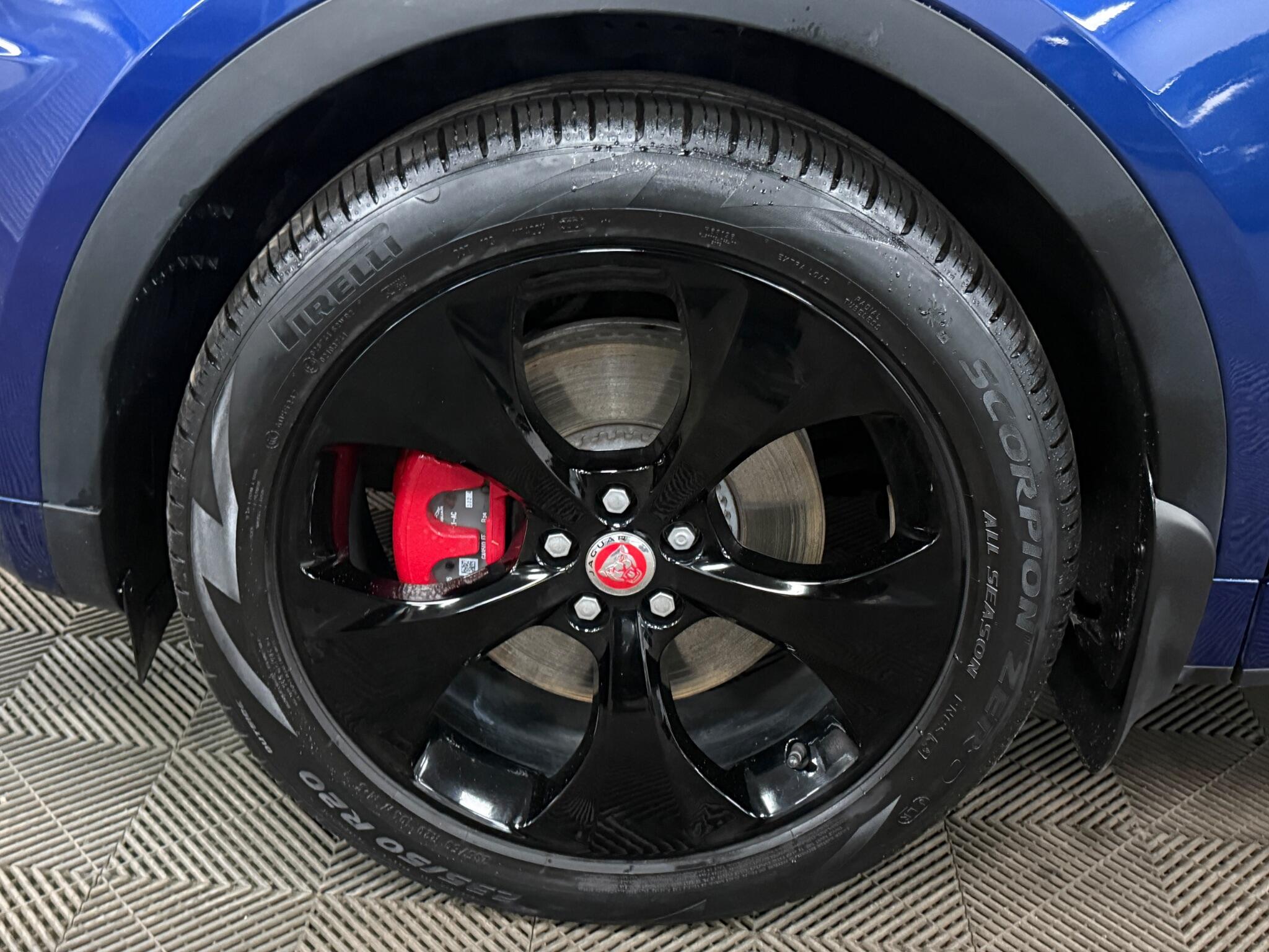 Jaguar E-Pace view 39