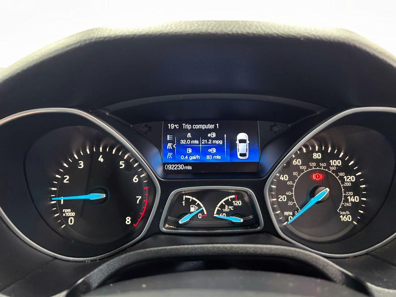 Ford Focus view 16