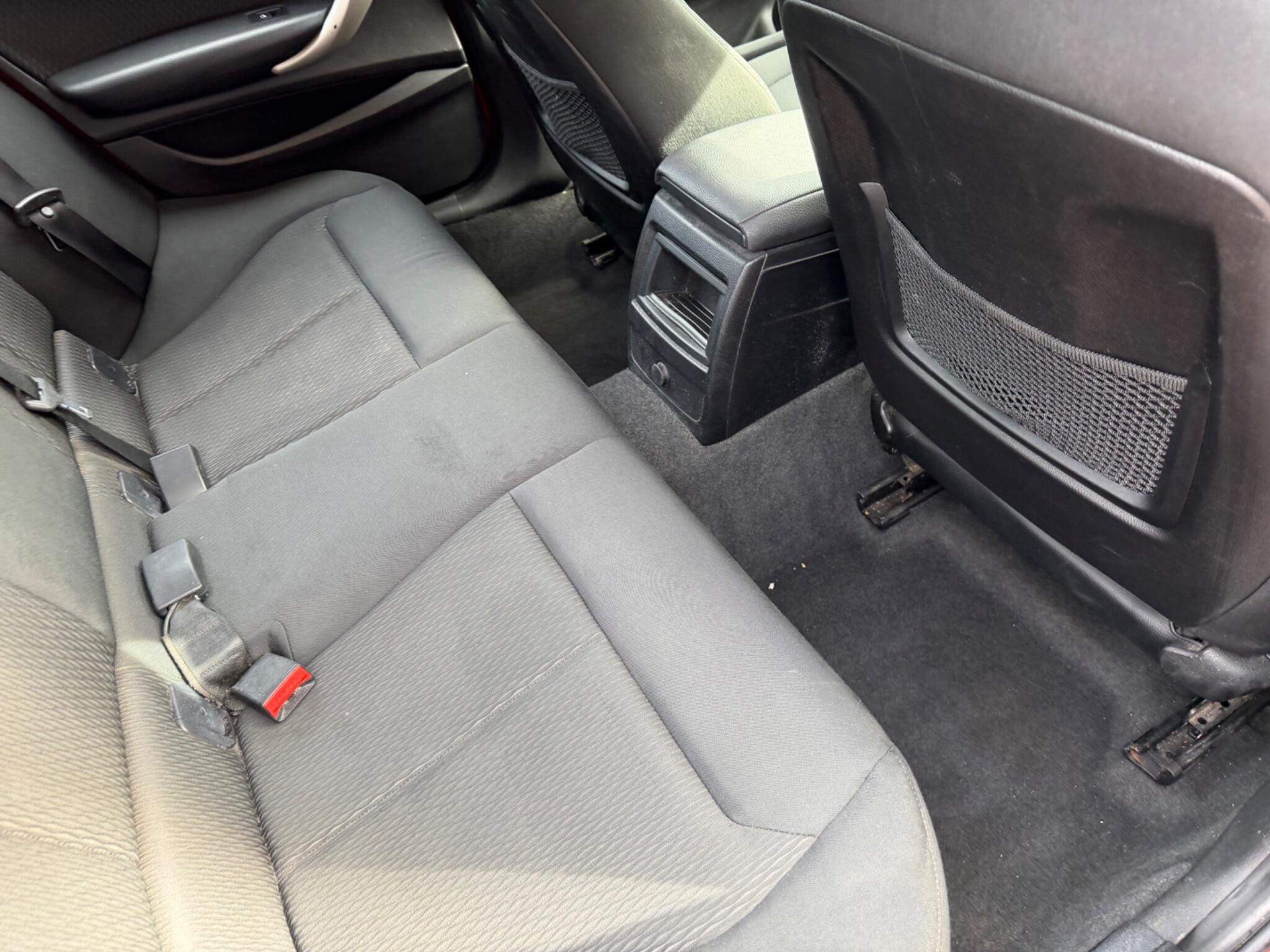 BMW 1 Series view 32