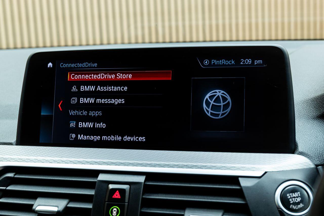 BMW X3 view 24