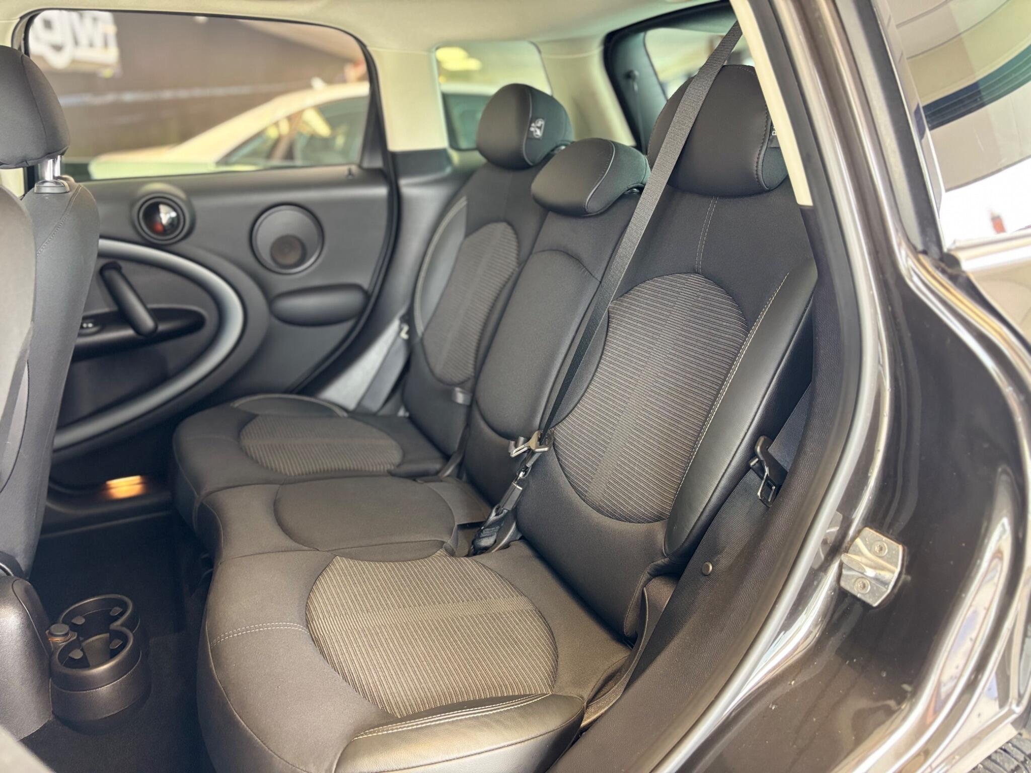 Mini Countryman view 13