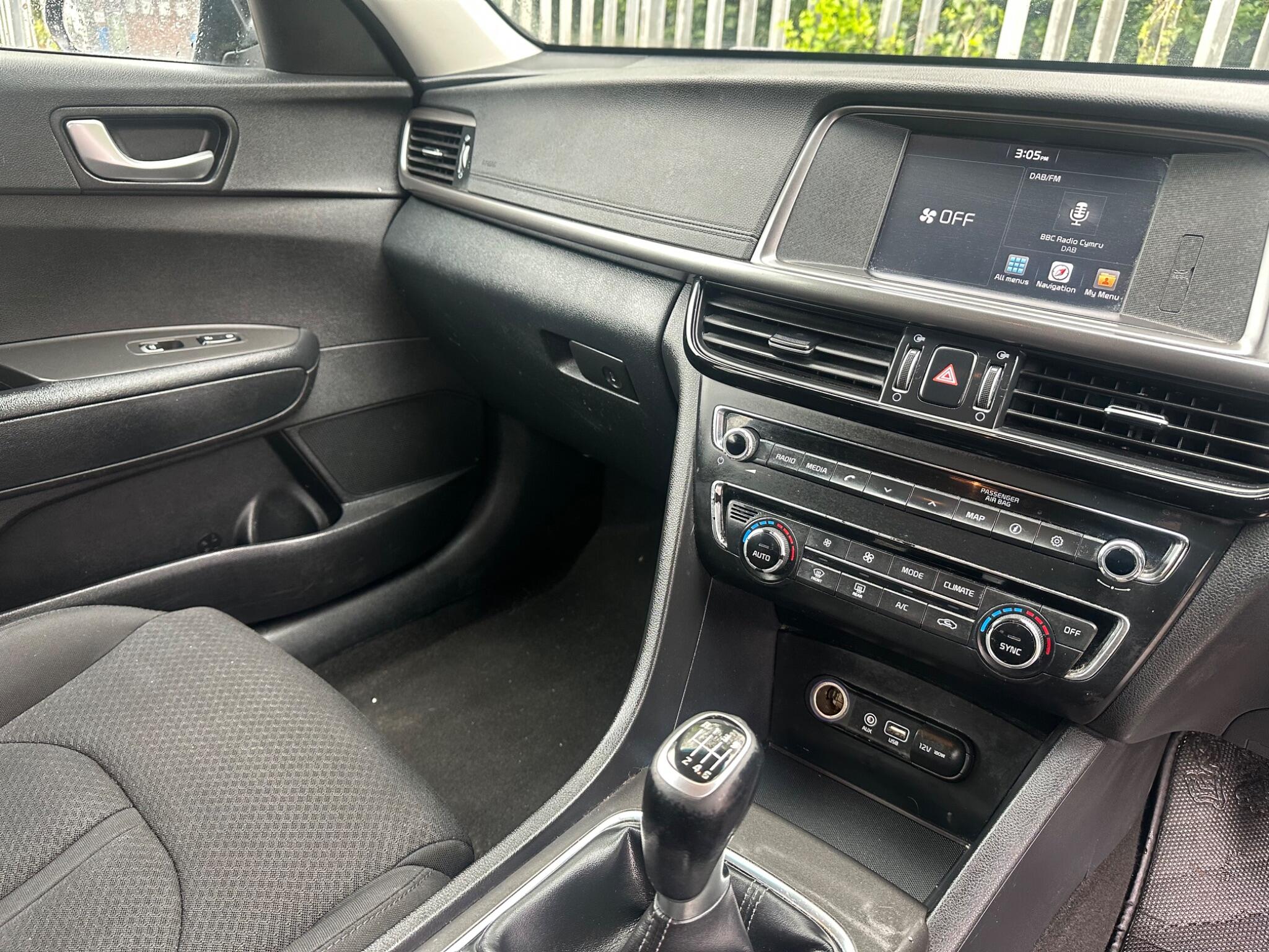 Kia Optima view 13