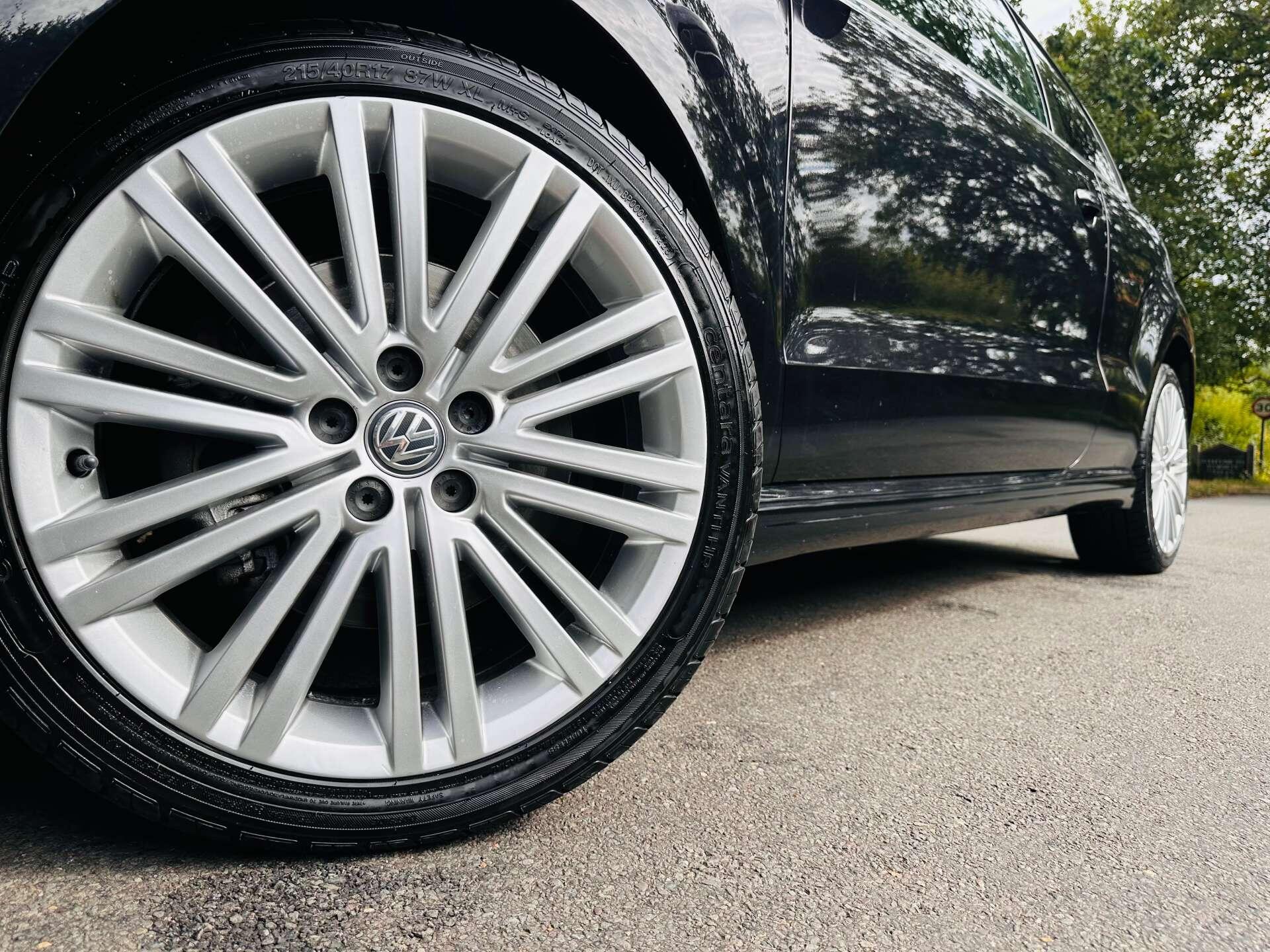 Volkswagen Polo view 26