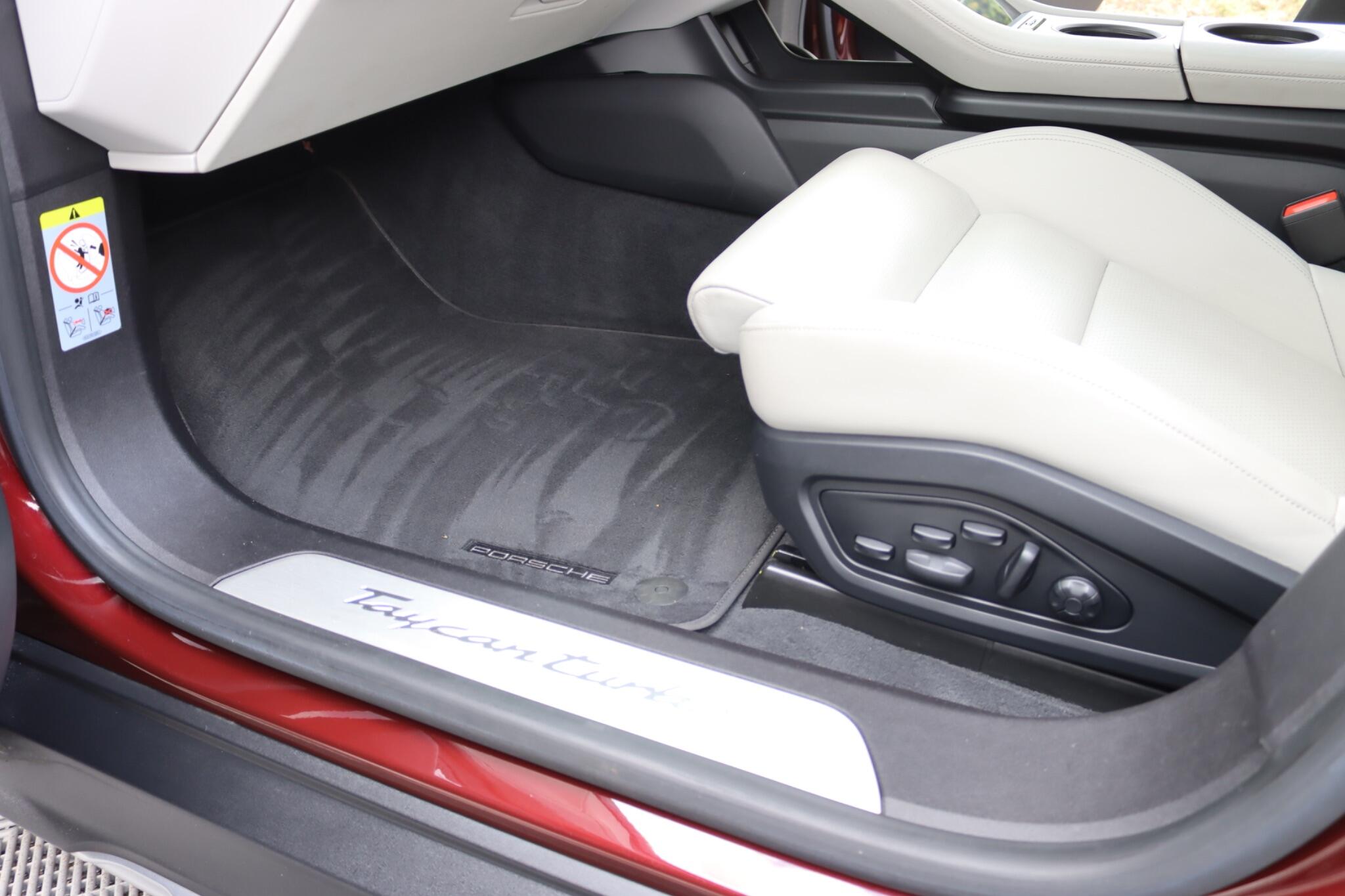 Porsche Taycan view 62