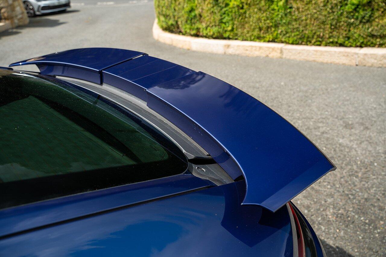 Porsche Panamera view 17