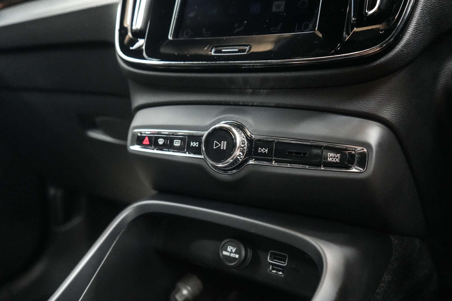 Volvo XC40 view 35
