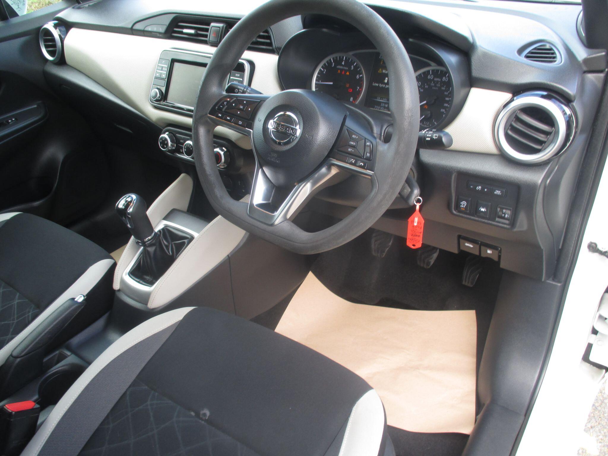 Nissan Micra view 24
