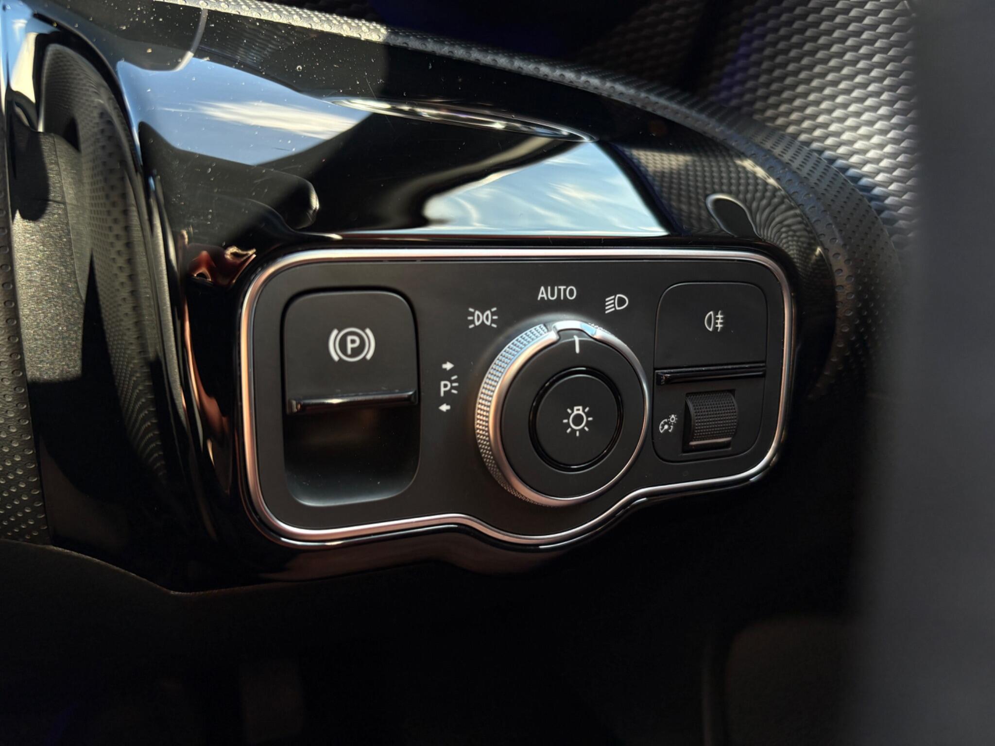 Mercedes-Benz A-Class view 36