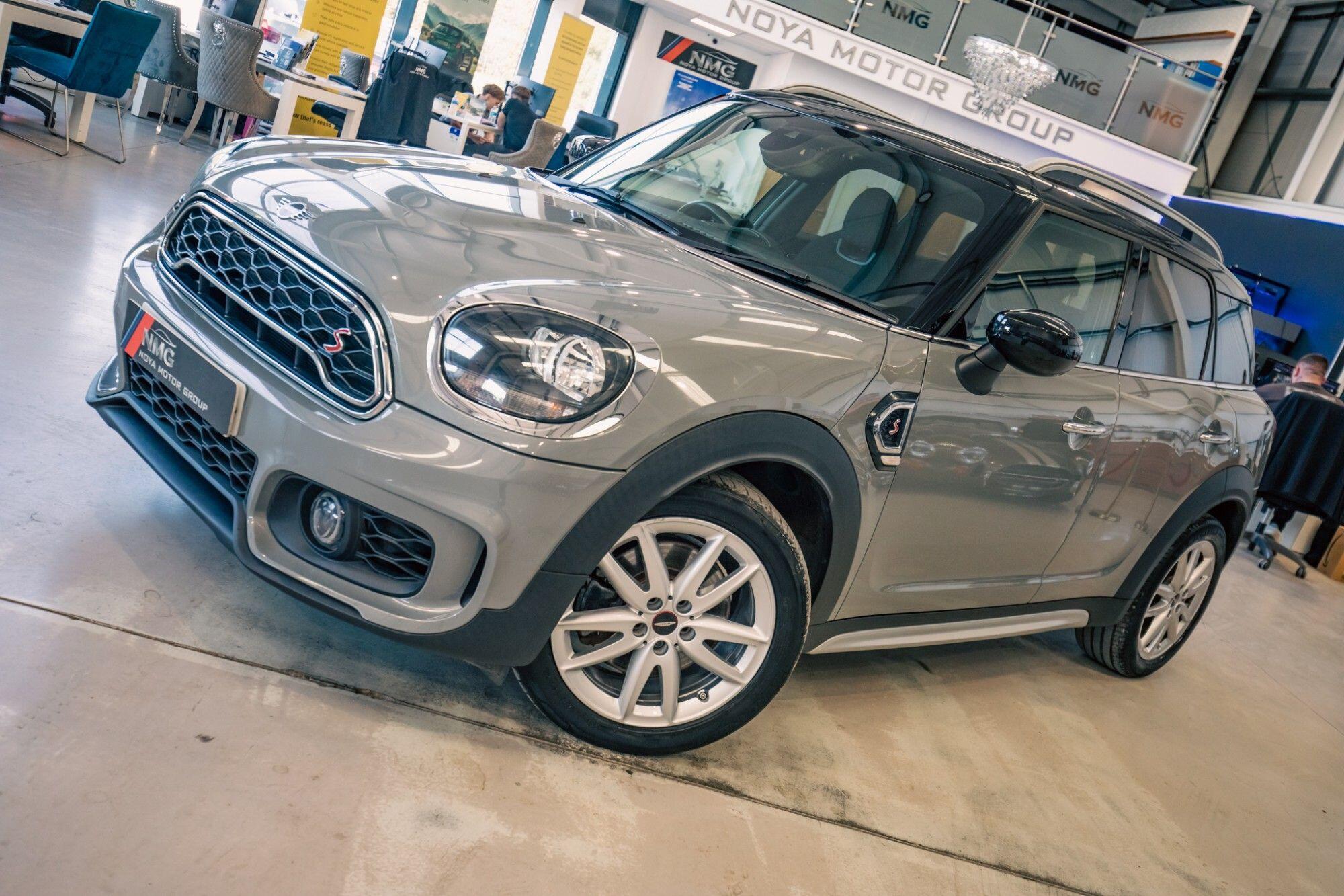 Mini Countryman view 5