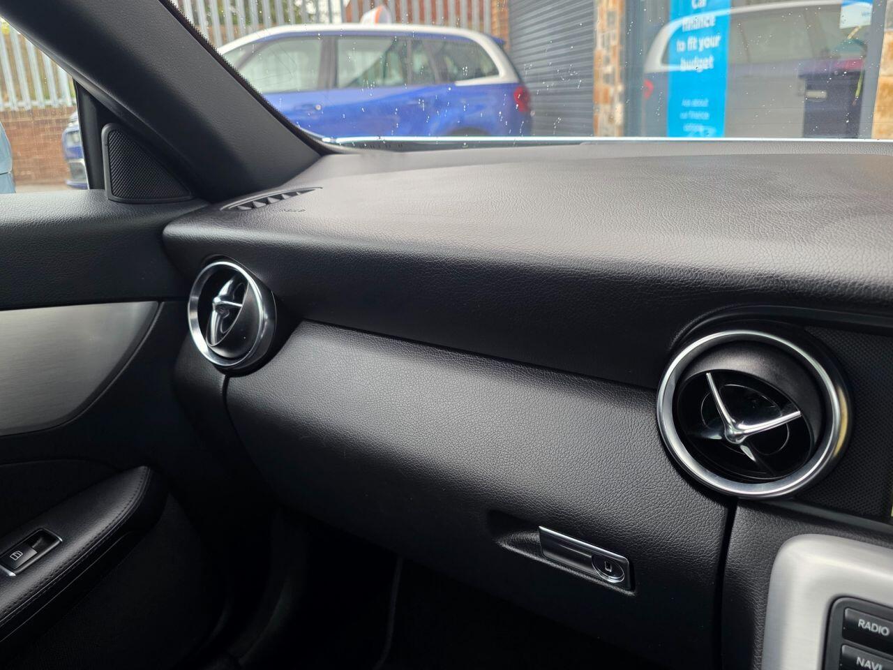 Mercedes-Benz SLK view 80