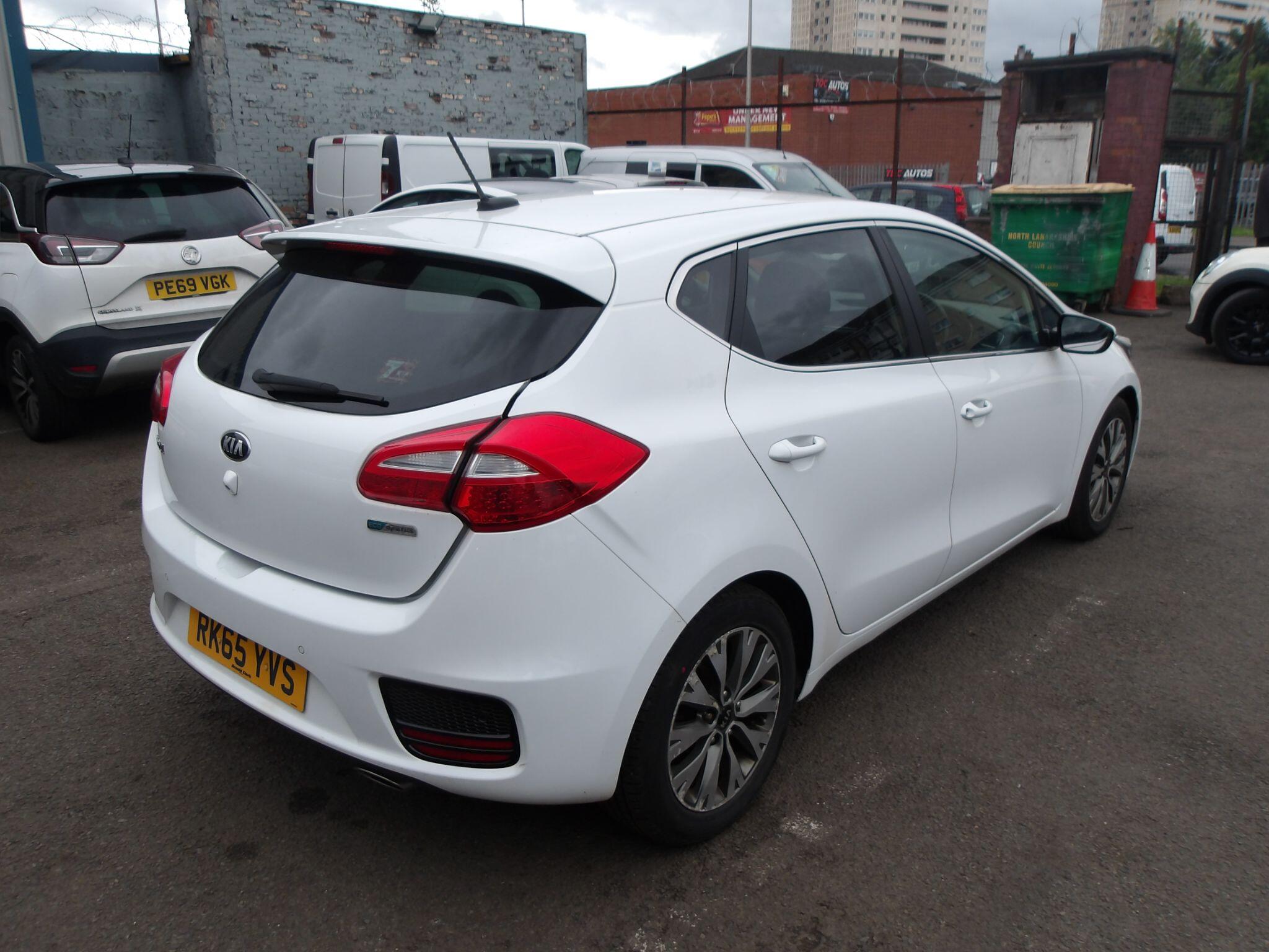 Kia Ceed view 6