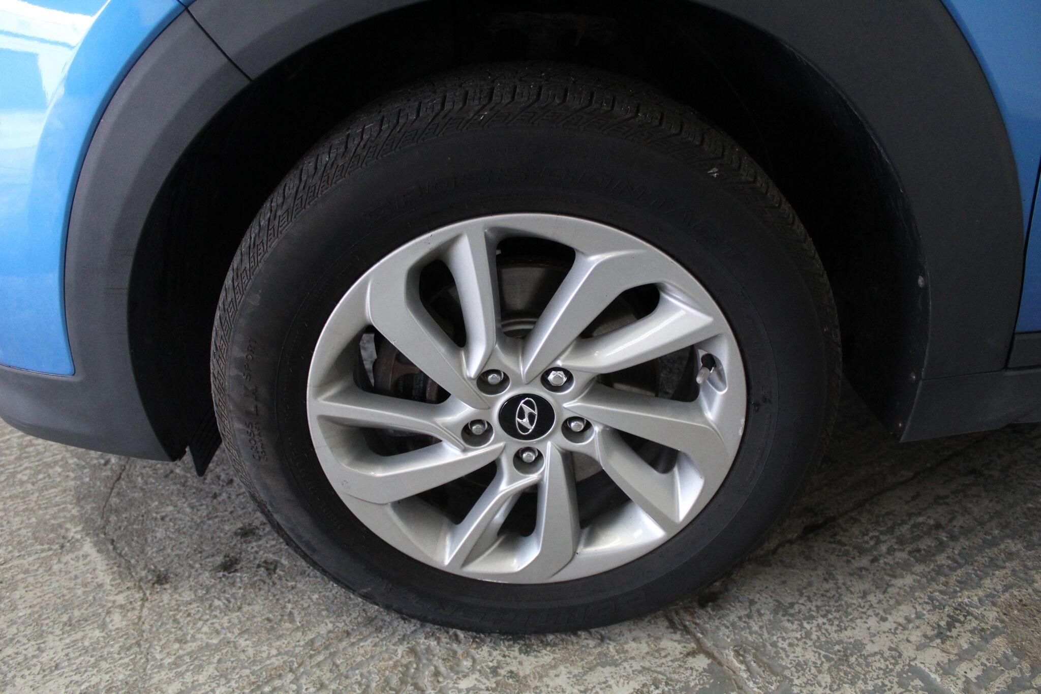 Hyundai Tucson view 55